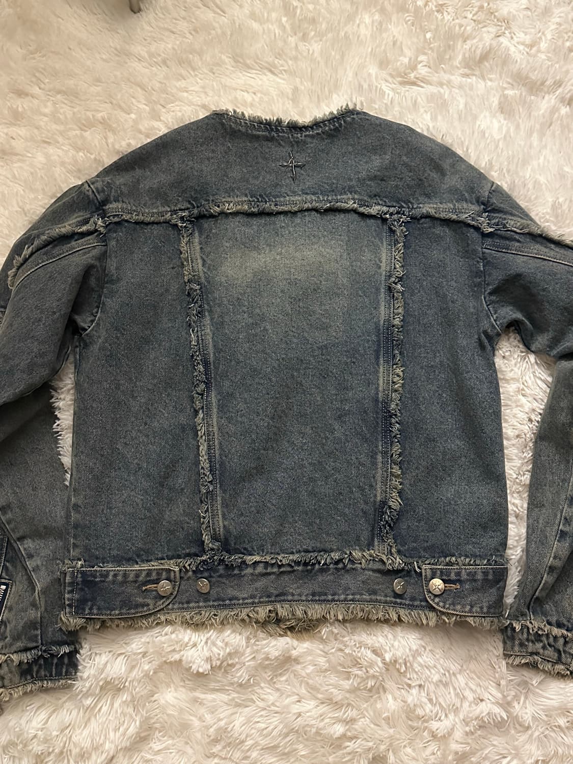 낫포너드 Cut Off Non-Collar Denim Jacket  상품이미지3