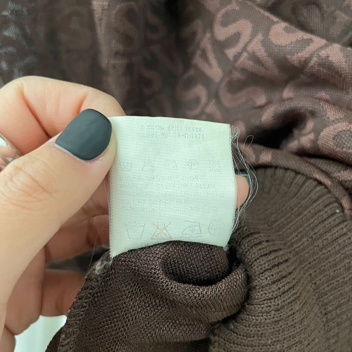 베르사체 이니셜 패턴 시스루 하프 슬리브 상품이미지7