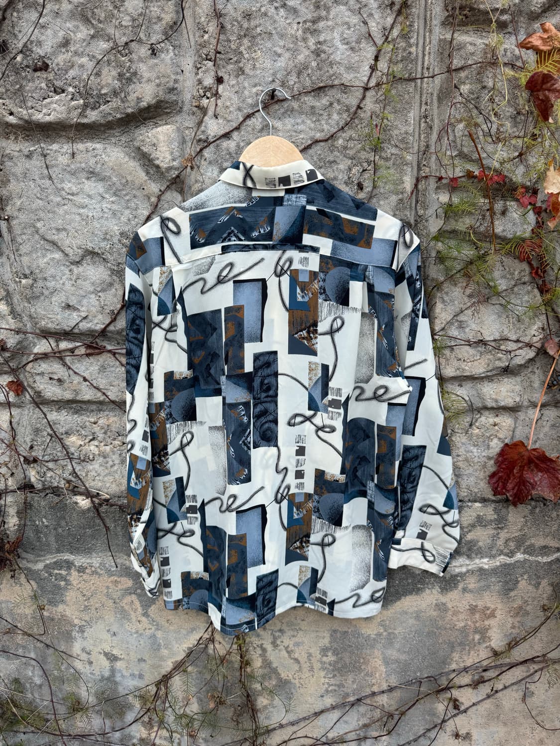 일본 빈티지 폴리 100 에스닉 패턴 셔츠 상품이미지2