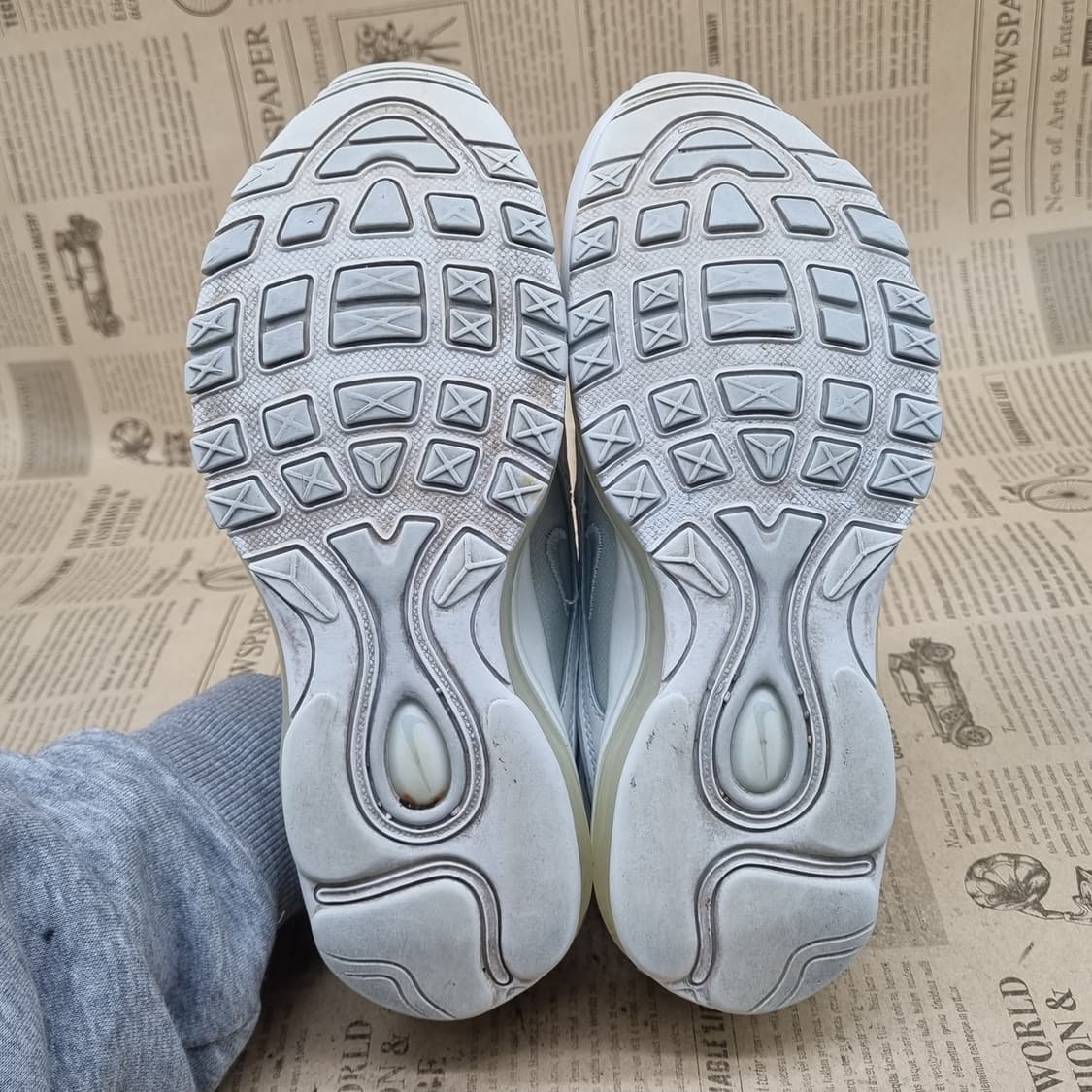 나이키 에어맥스 97 여성 운동화235 상품이미지3