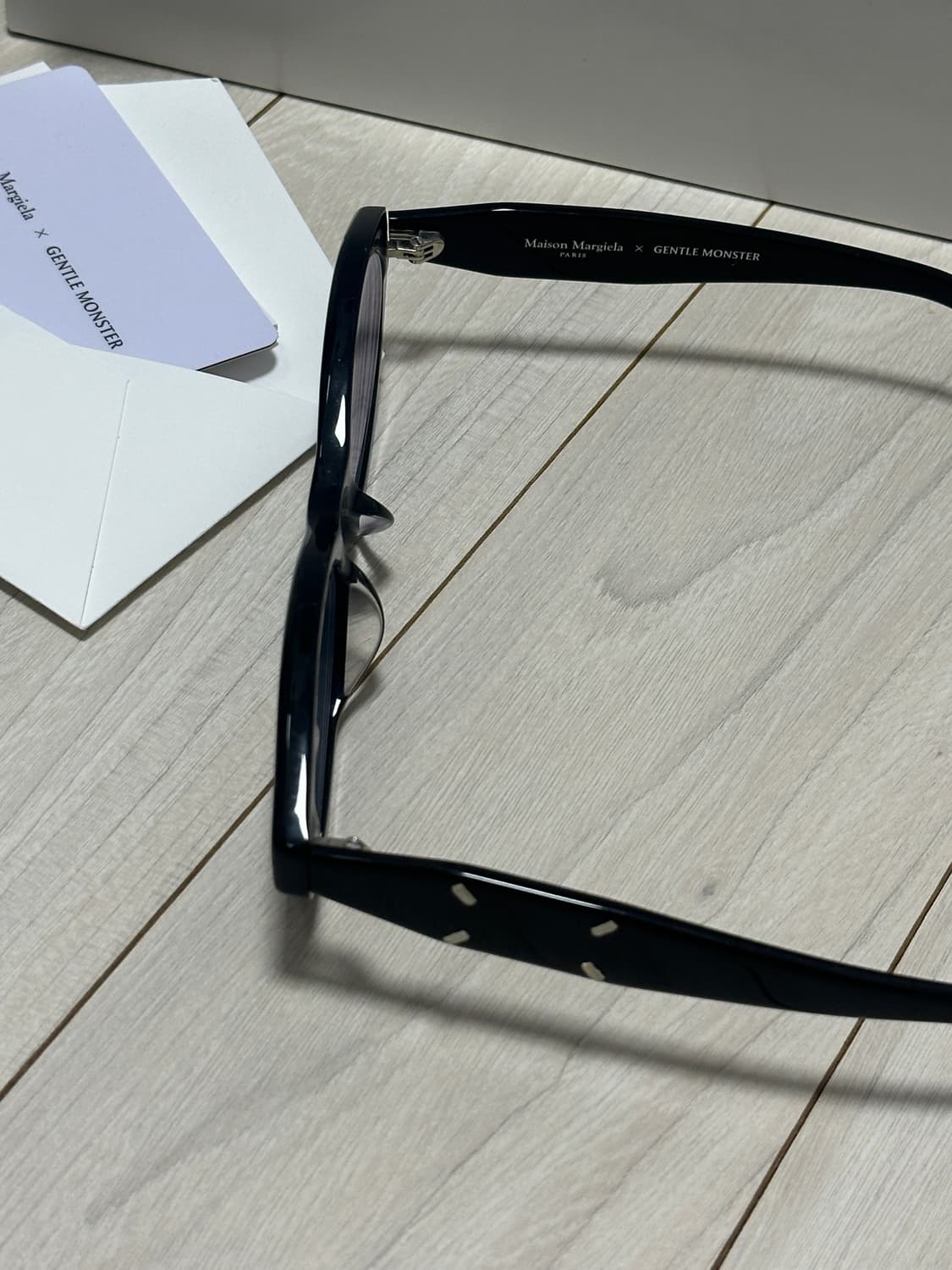 젠틀몬스터x마르지엘라 MM209 블랙 상품이미지2