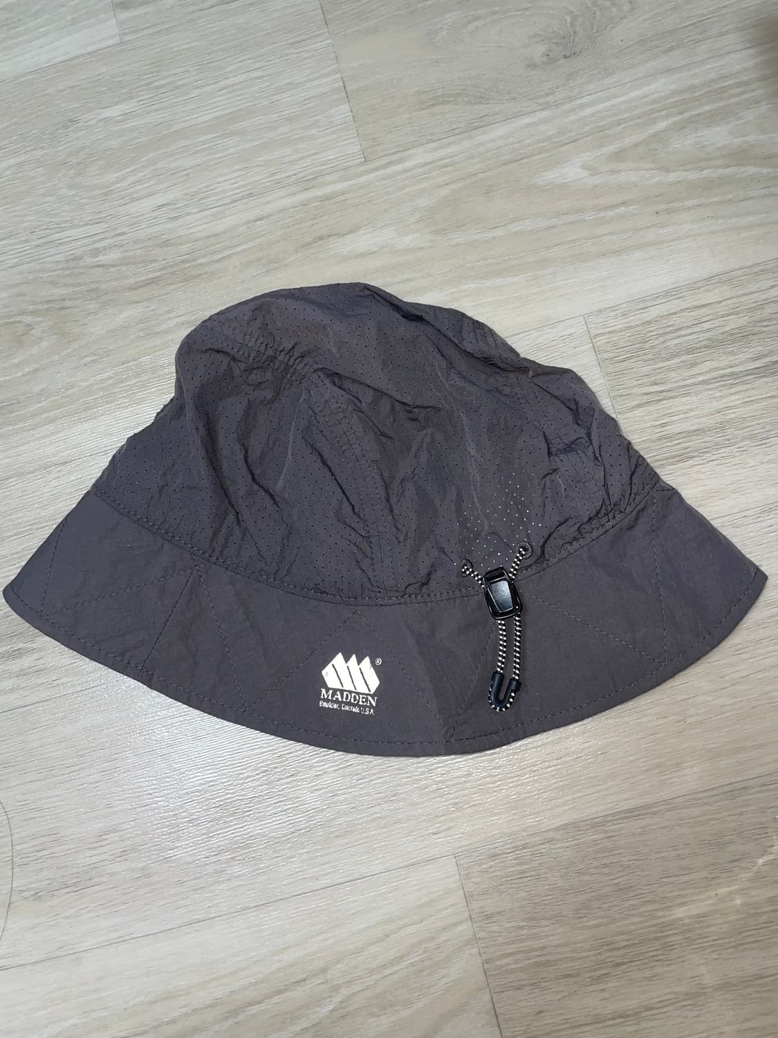 라이트 컴포트 버킷햇 차콜 상품이미지3