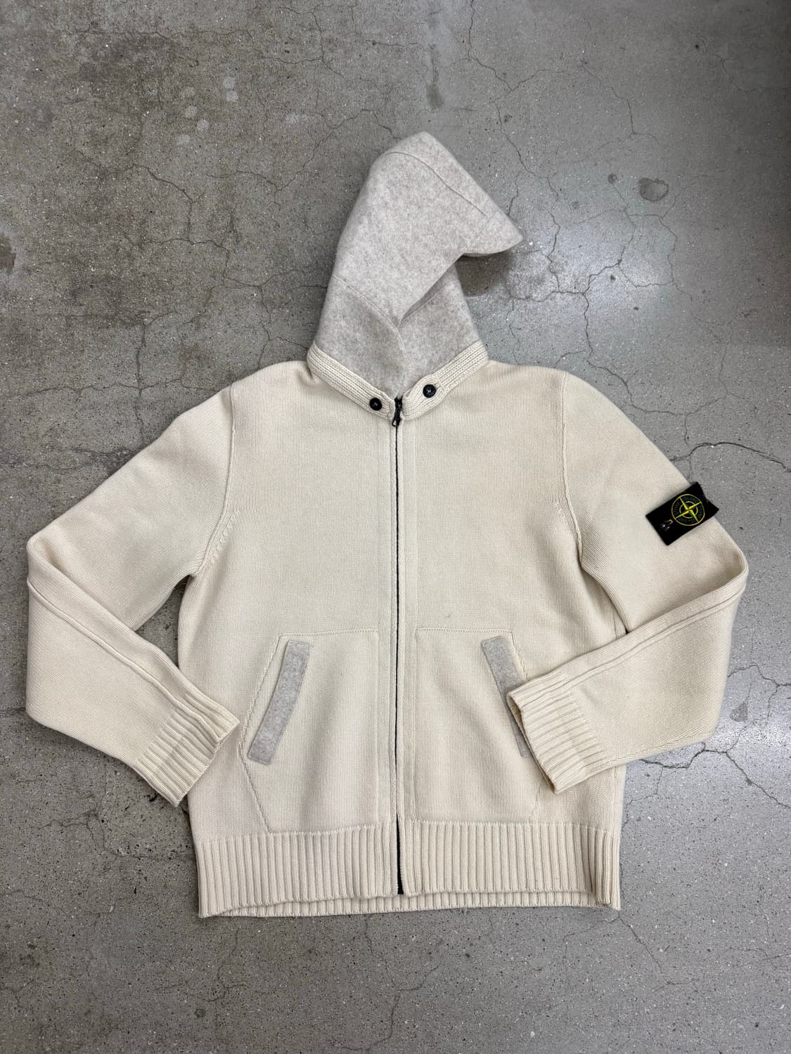 스톤아일랜드 니트 후드집업 (아카이브) 상품이미지1