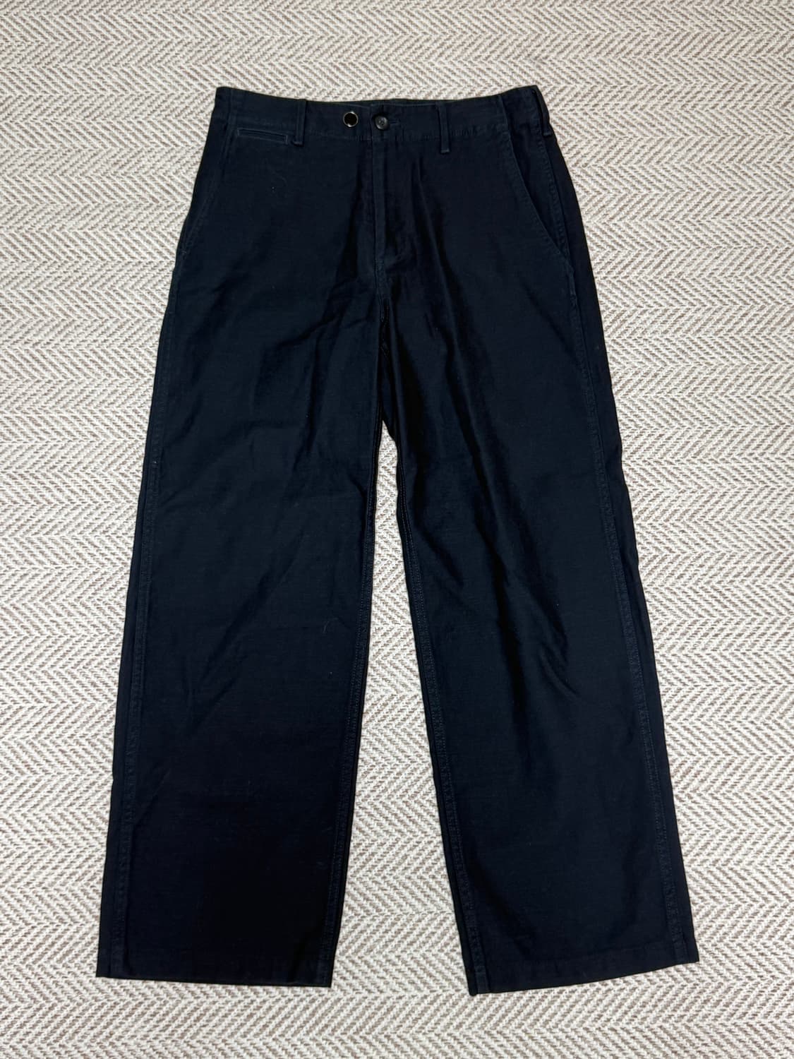 무탠다드 백 사틴 오피서 팬츠 네이비 28 상품이미지1