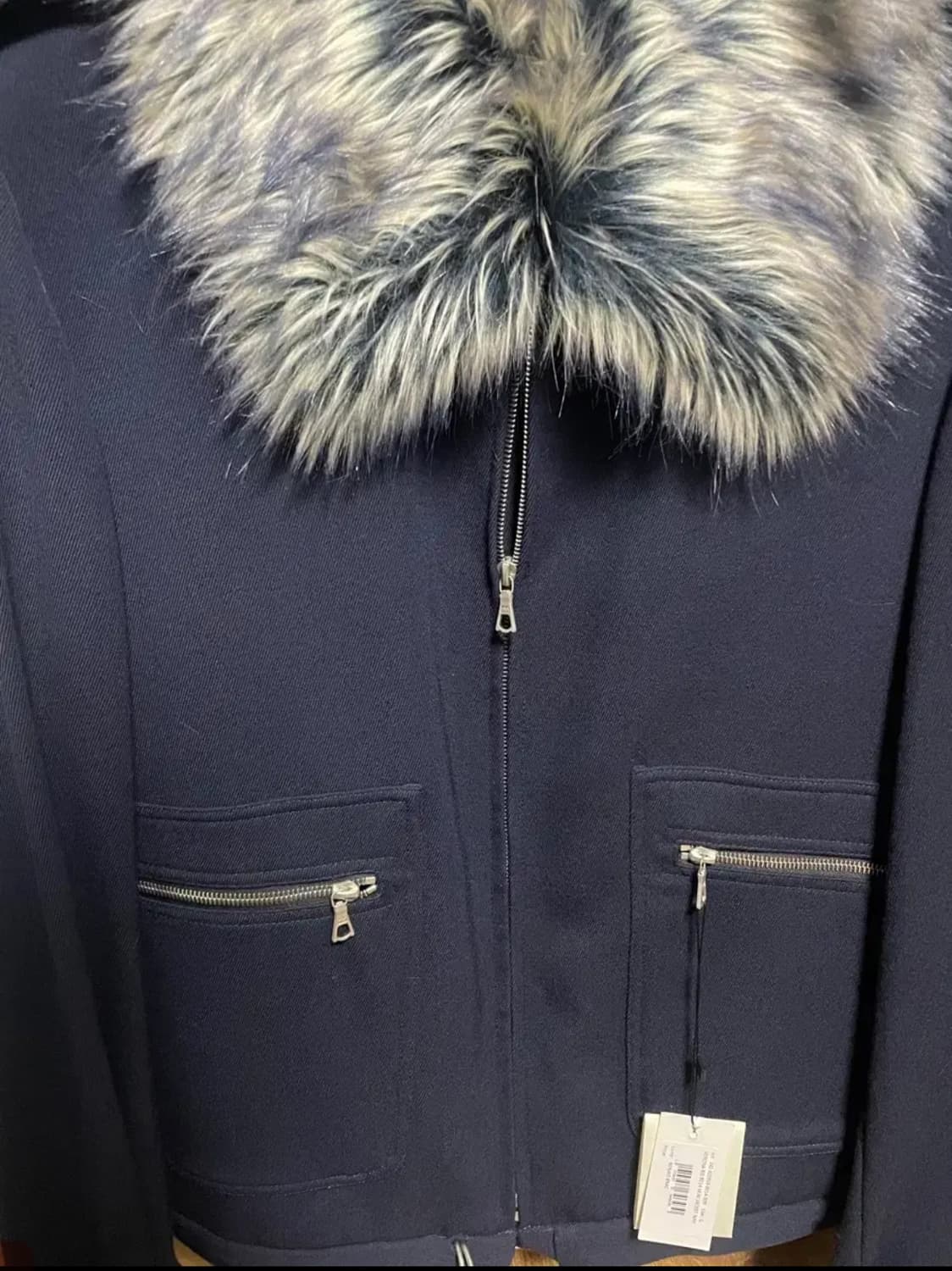 드리스반노튼 24fw 퍼자켓L 상품이미지2