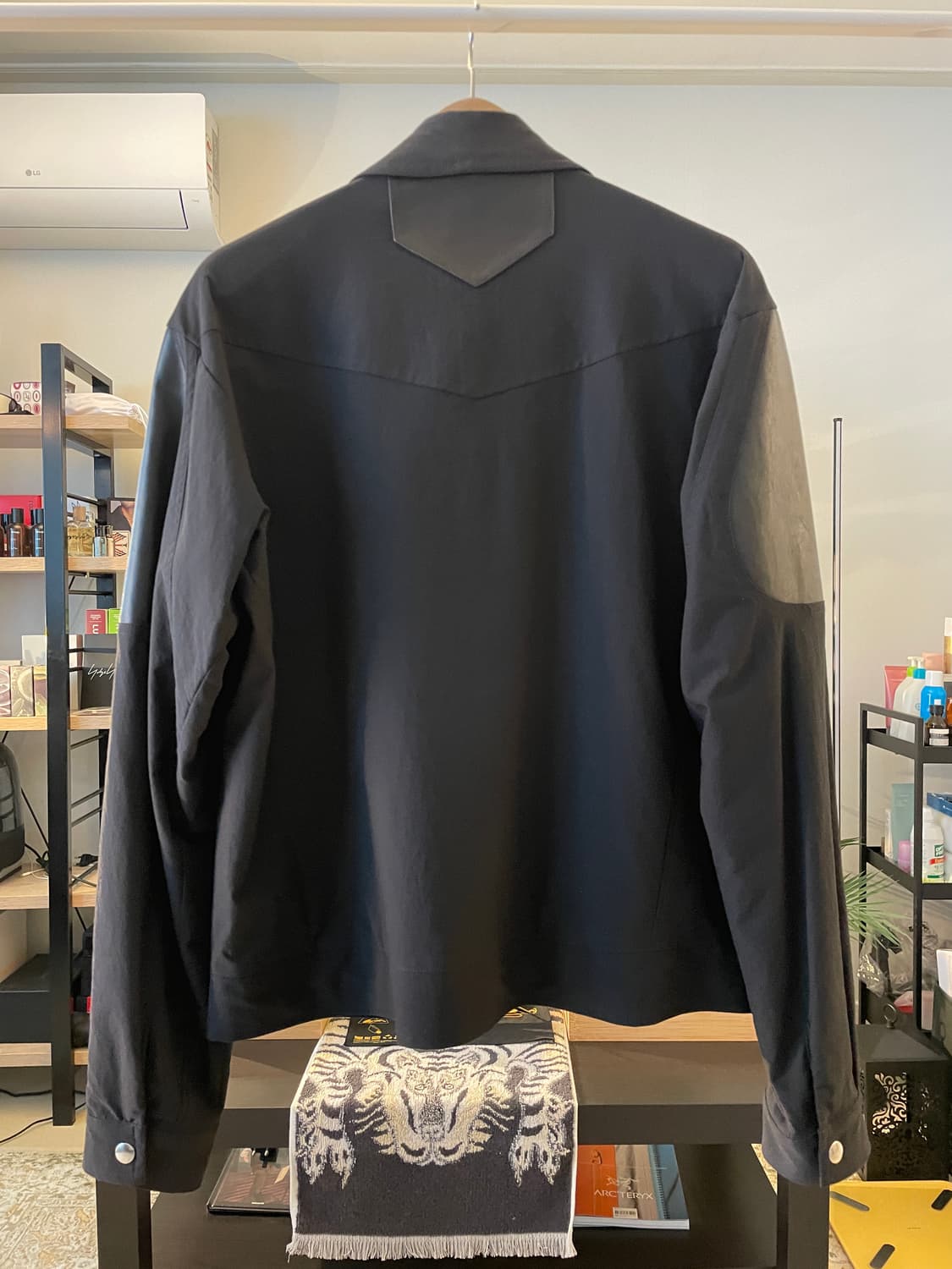 키코 코스타디노브 맥나마라 유니폼 자켓 상품이미지3