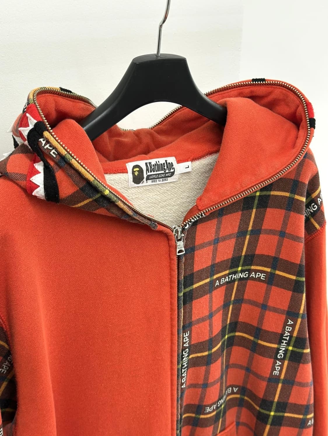 베이프 체크 샤크 후드집업 상품이미지4