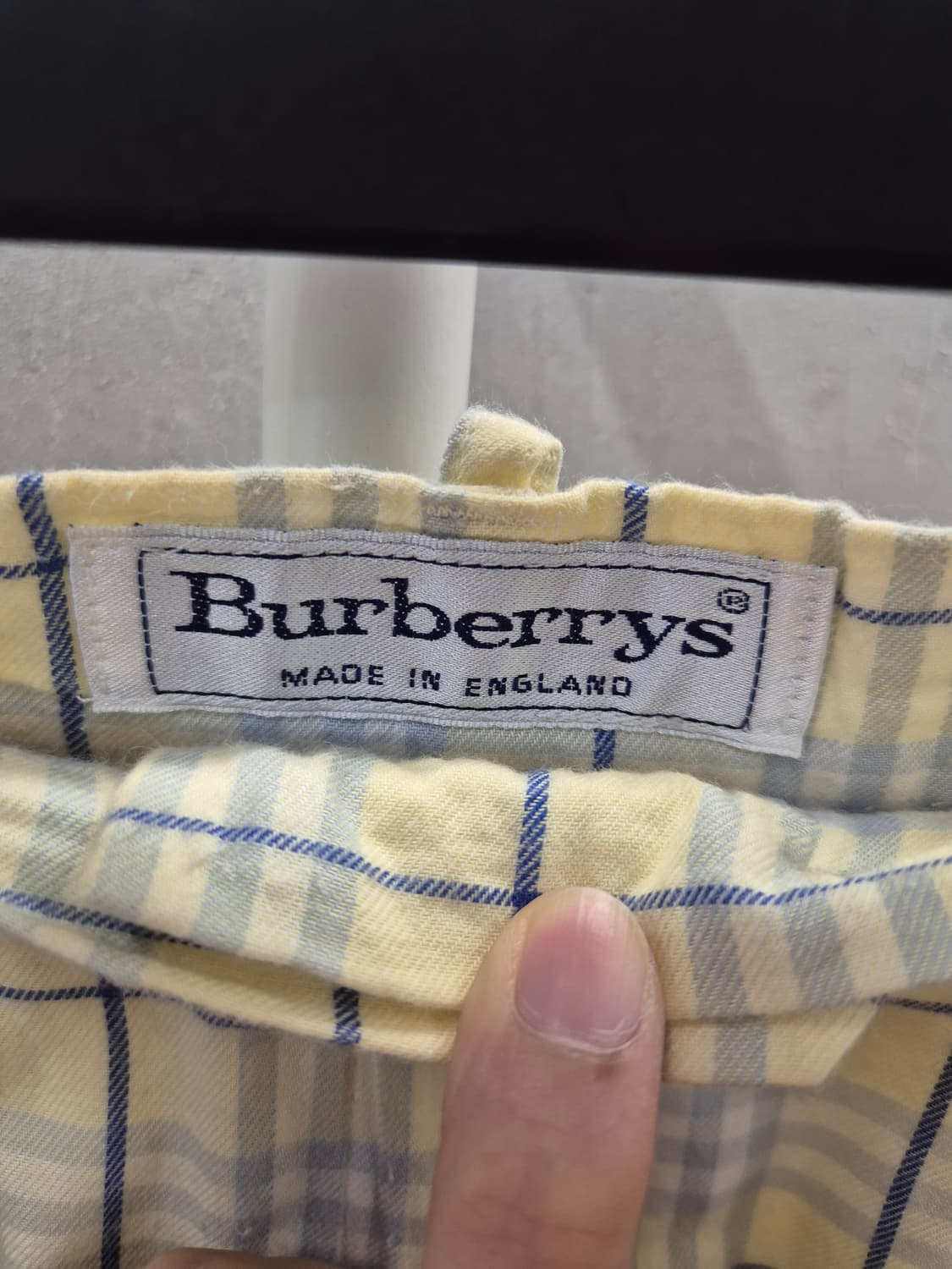 버버리 버뮤다 체크노랑 반바지 W21  상품이미지4
