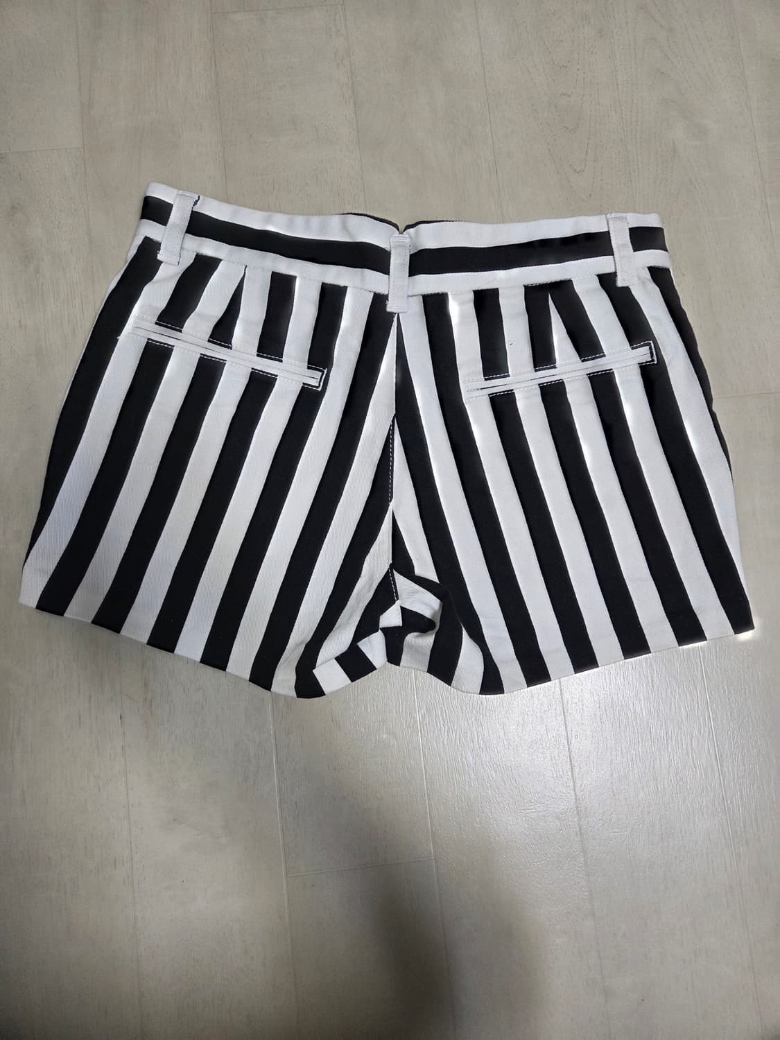 스트라이프 숏팬츠 상품이미지2