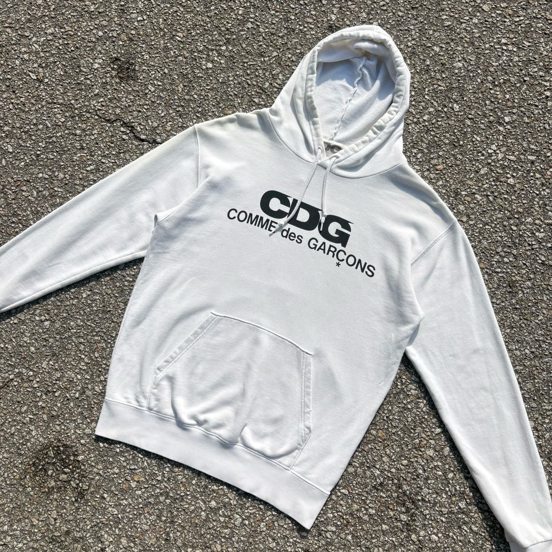 꼼데가르송 CDG 로고 신형 화이트 후드티 상품이미지1