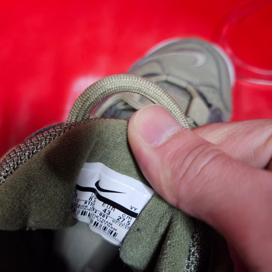 나이키(Nike) 에어모어 업템포 이리디센트 275size 상품이미지7