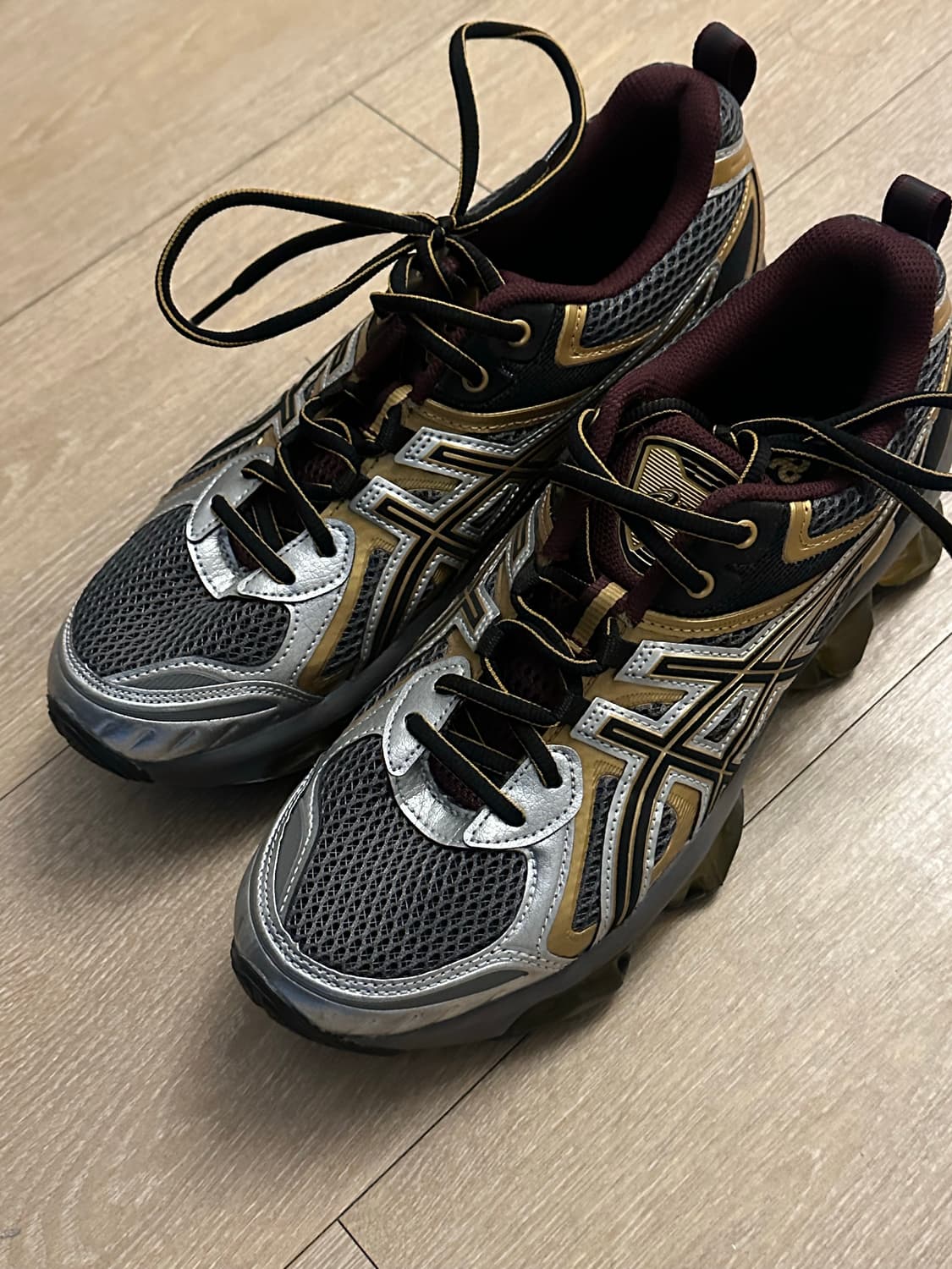 아식스 젤 퀀텀 카본 퓨어 골드 (270) 상품이미지2