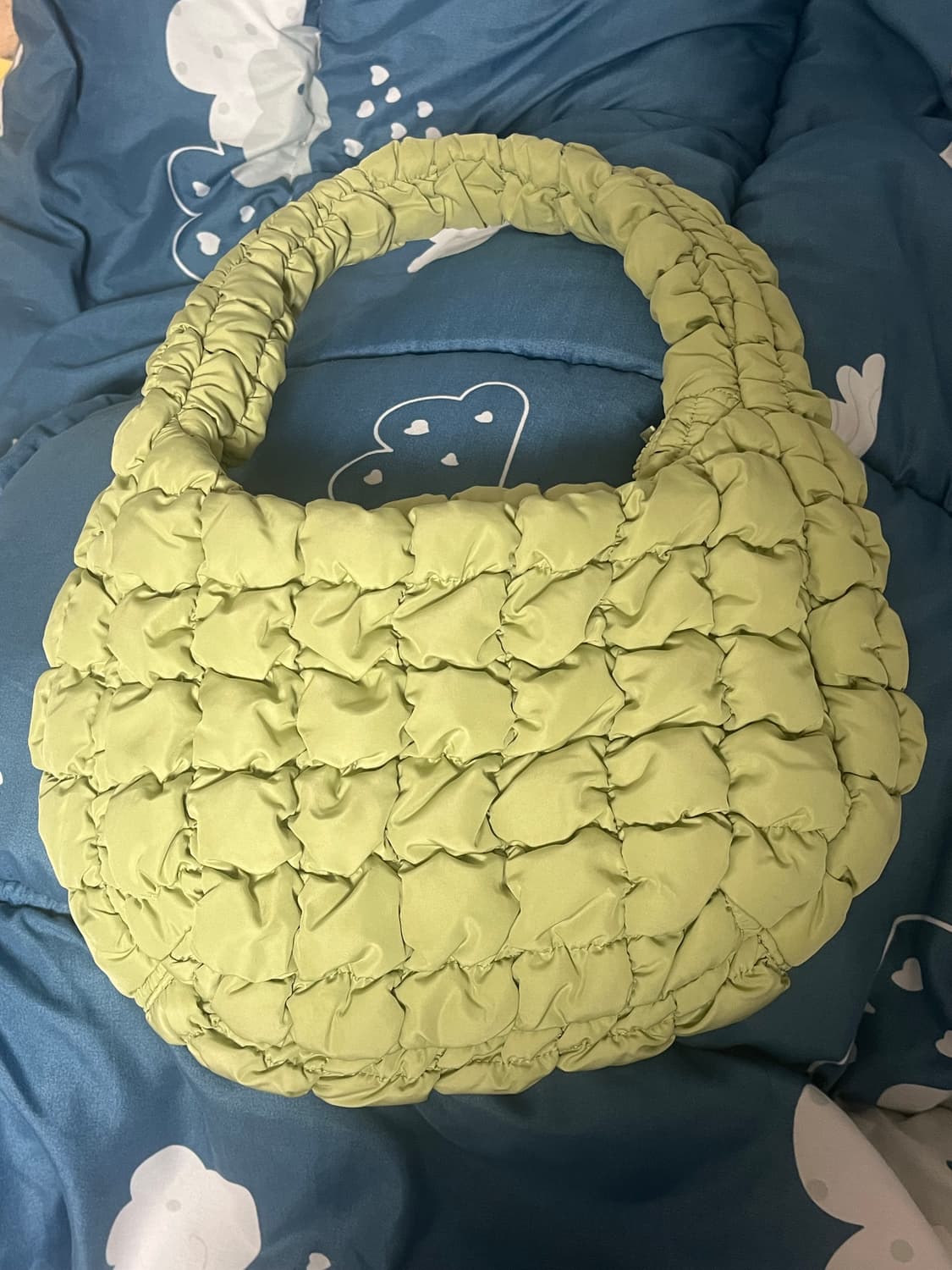 Cos 코스 퀼티드 미니백 구름백 라이트그린 말차백 상품이미지1