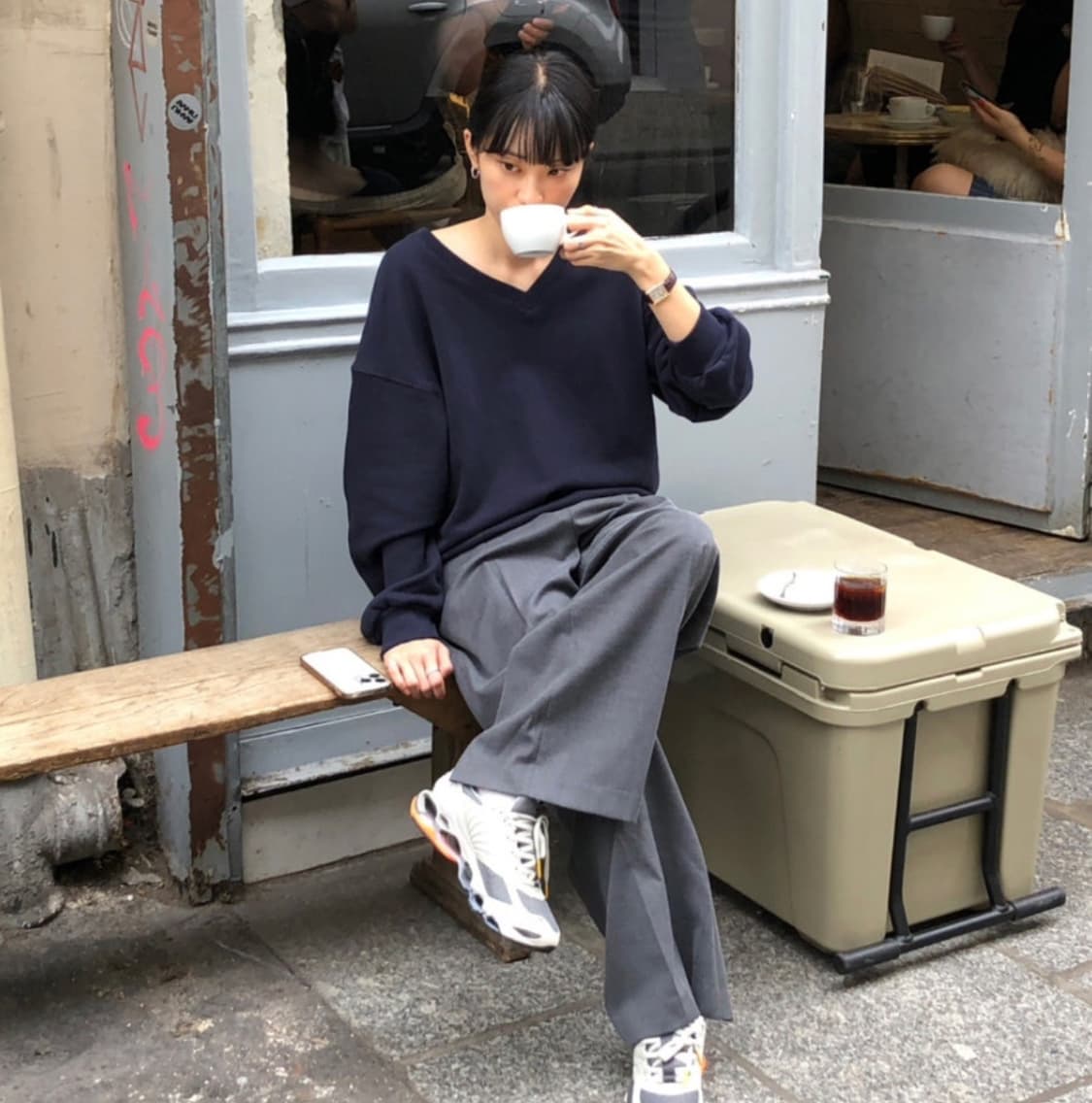 르모어 코튼 브이넥 맨투맨 네이비 상품이미지1