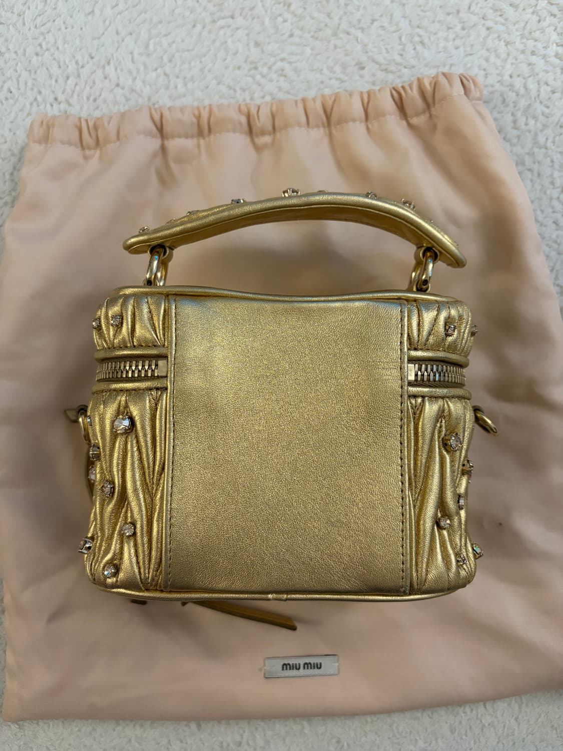 MIUMIU 마텔라쎄크리스탈백 상품이미지4