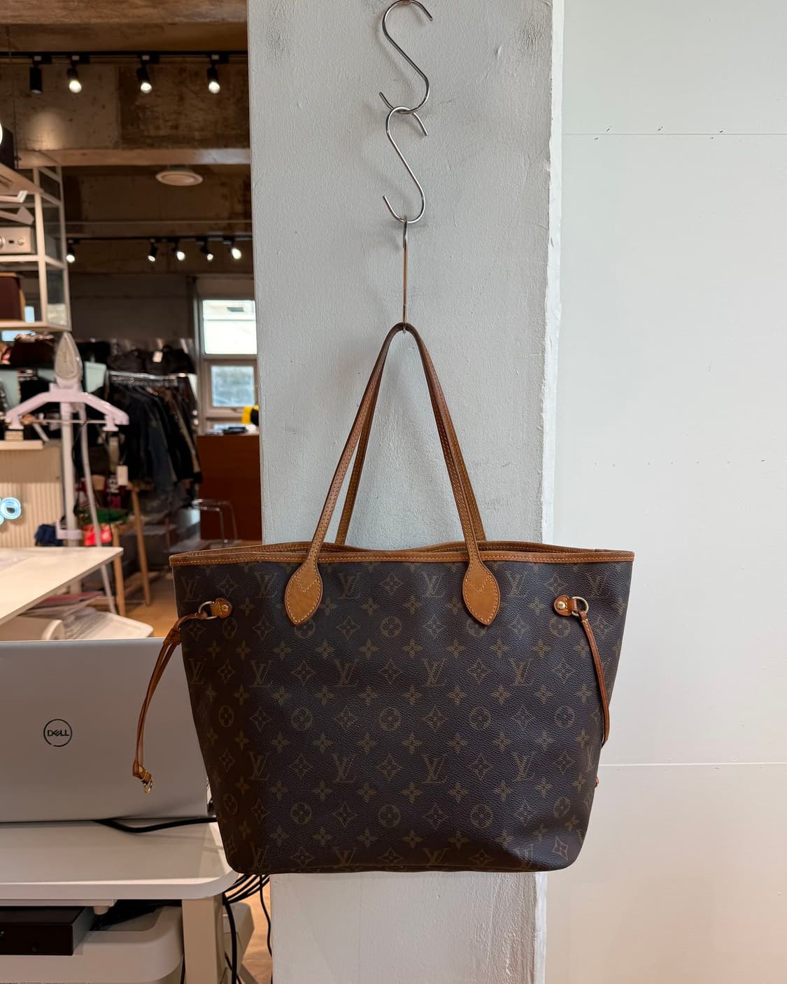 루이비통 네버풀 MM 모노그램 토트백 상품이미지2