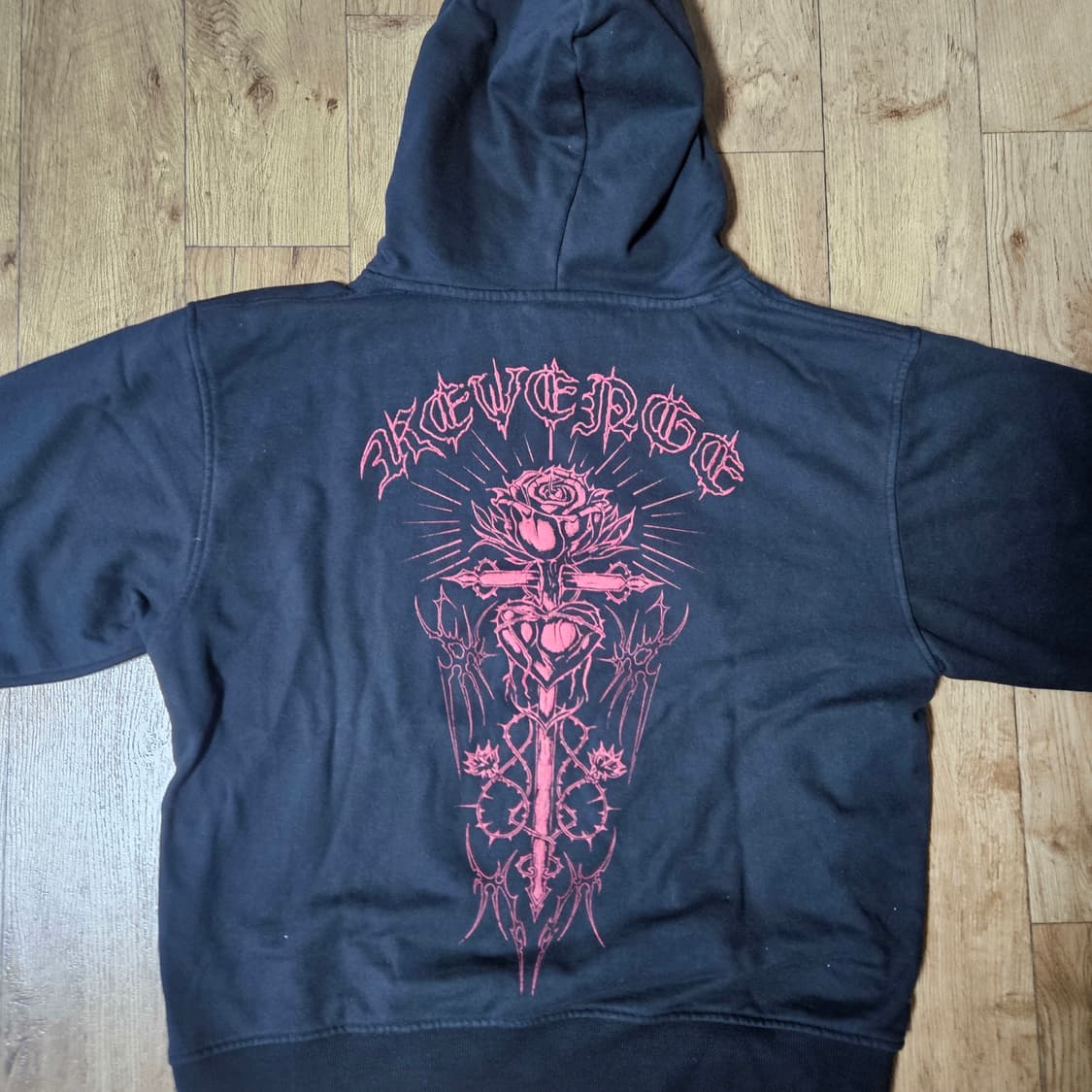 revenge rose cross hoodie 상품이미지3