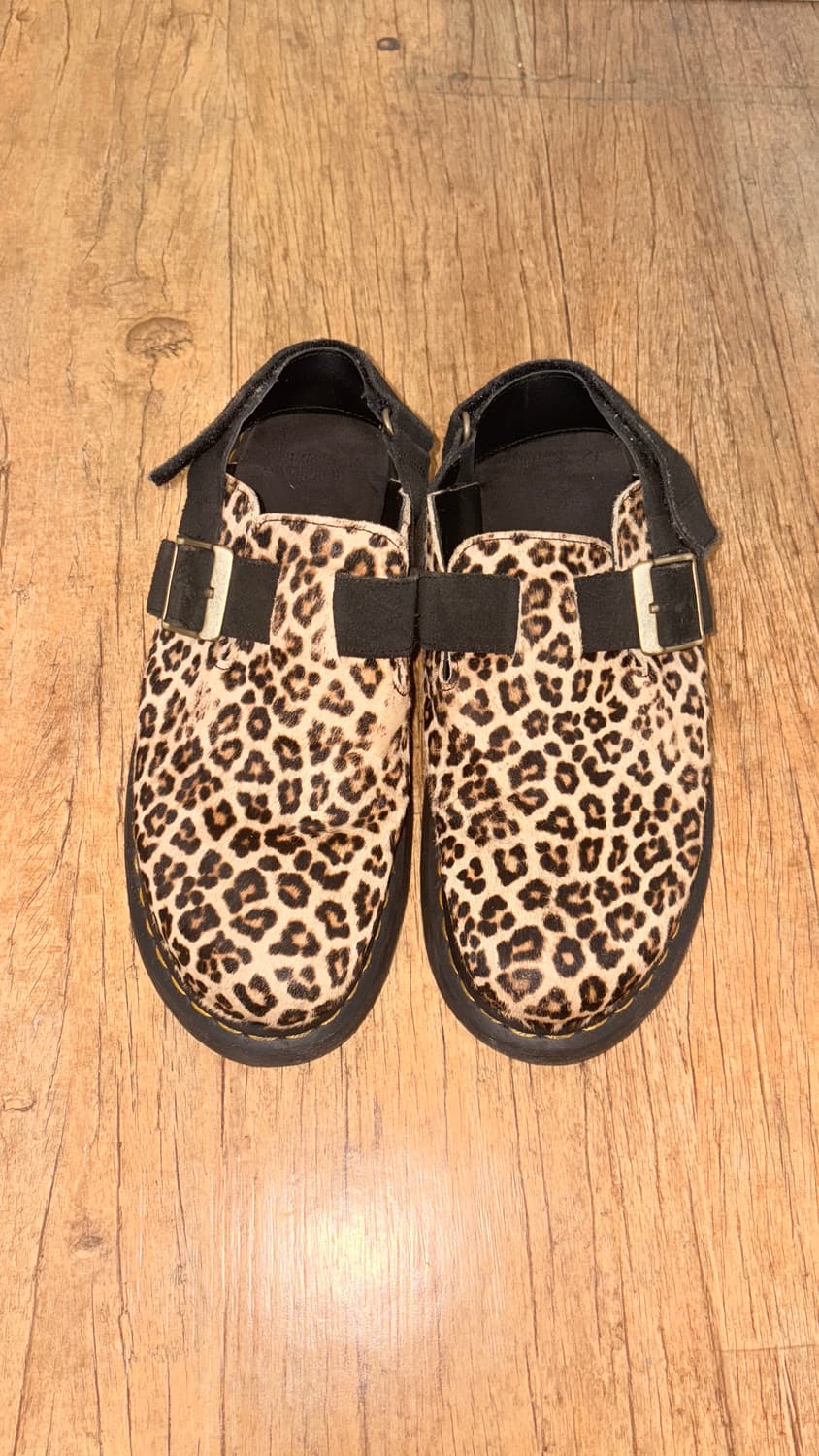 닥터마틴 레오파드 뮬 상품이미지1