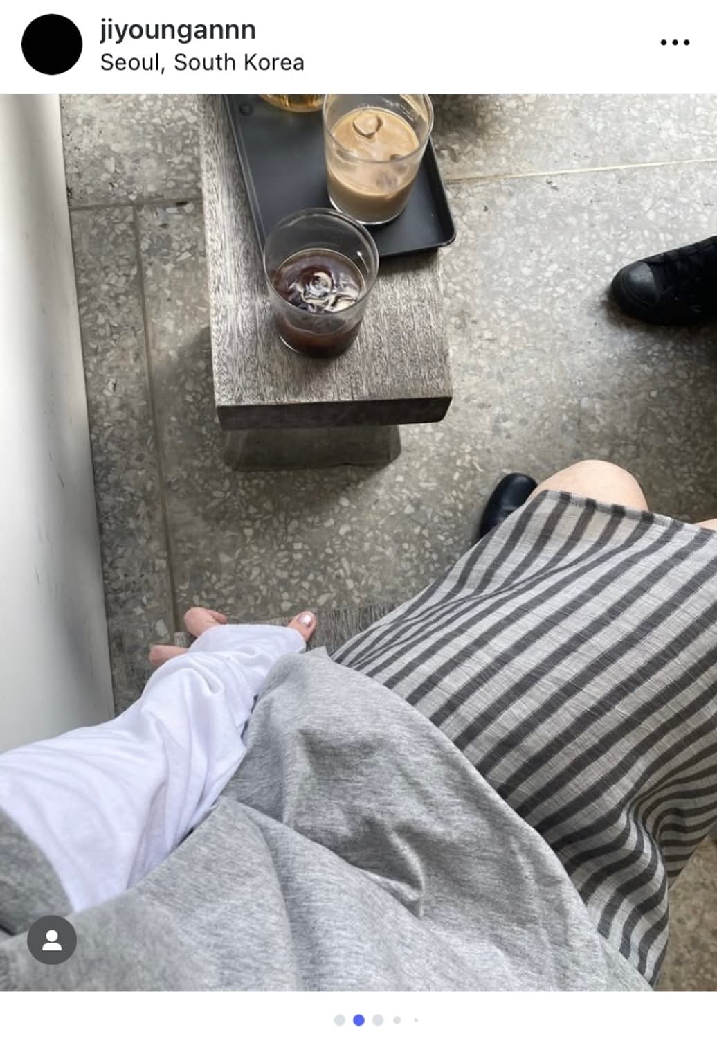 SIGNATURE STRIPE MIDI SKIRT 상품이미지1
