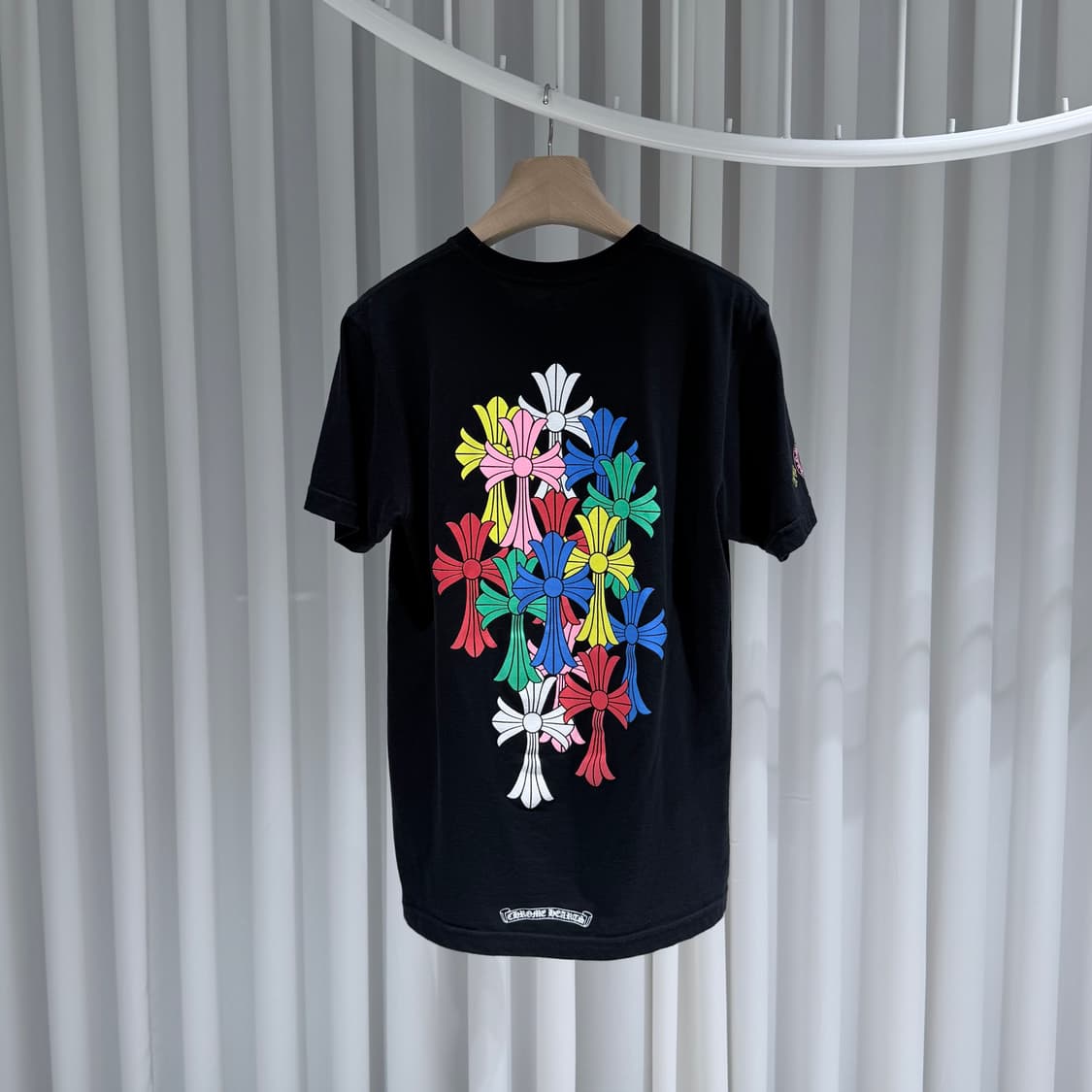 (A+/M) / 크롬하츠 크로스 멀티 세메터리 라운드 반팔 티셔츠 블랙 상품이미지1