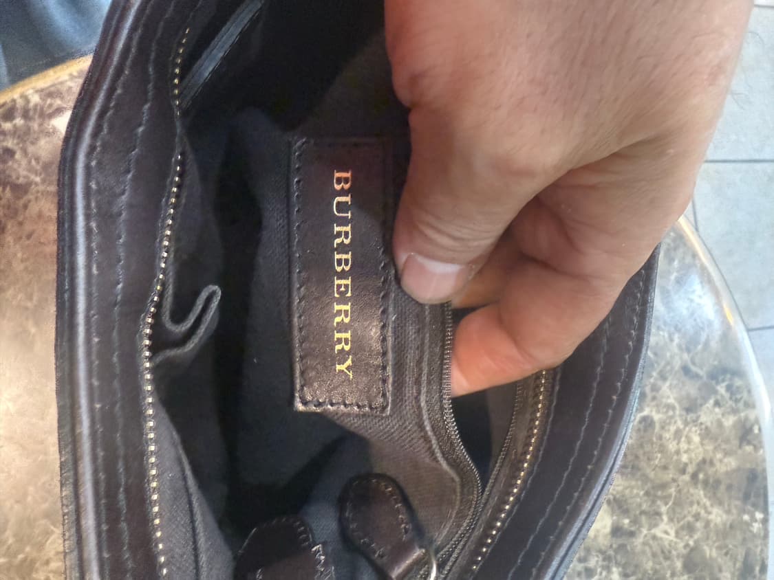 정품 버버리 노바체크 크로스백 팝니다 상품이미지6