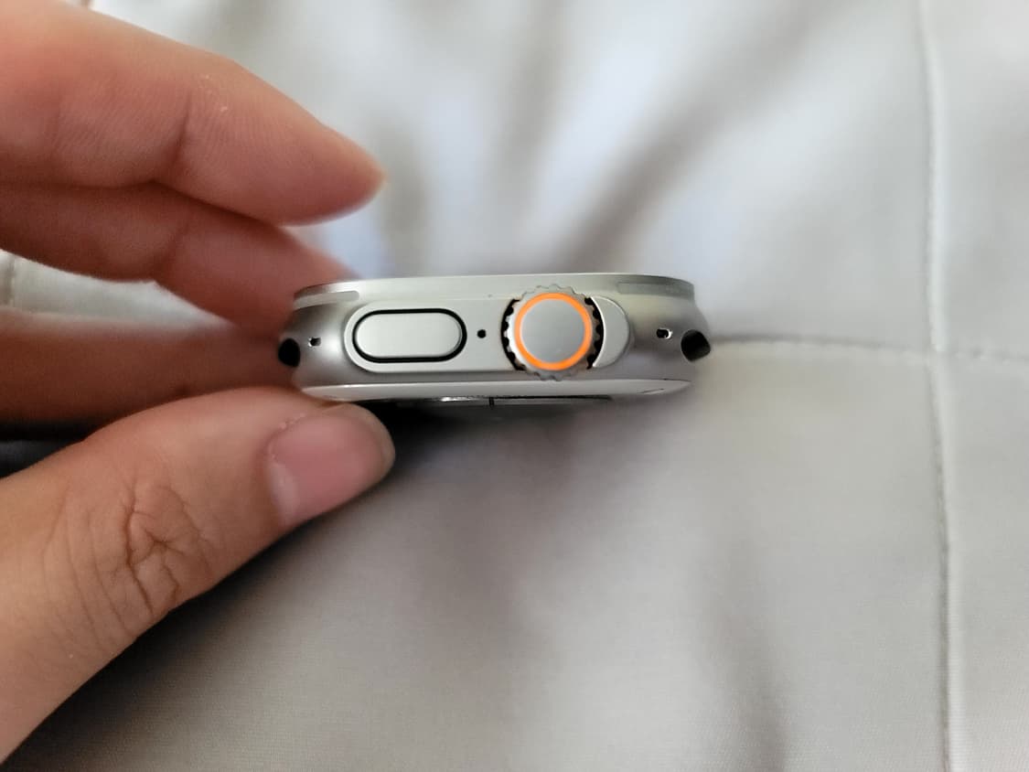 애플워치울트라2(배터리100)+정품스트랩2종 +케이스티파이 스트랩,케이스 상품이미지3