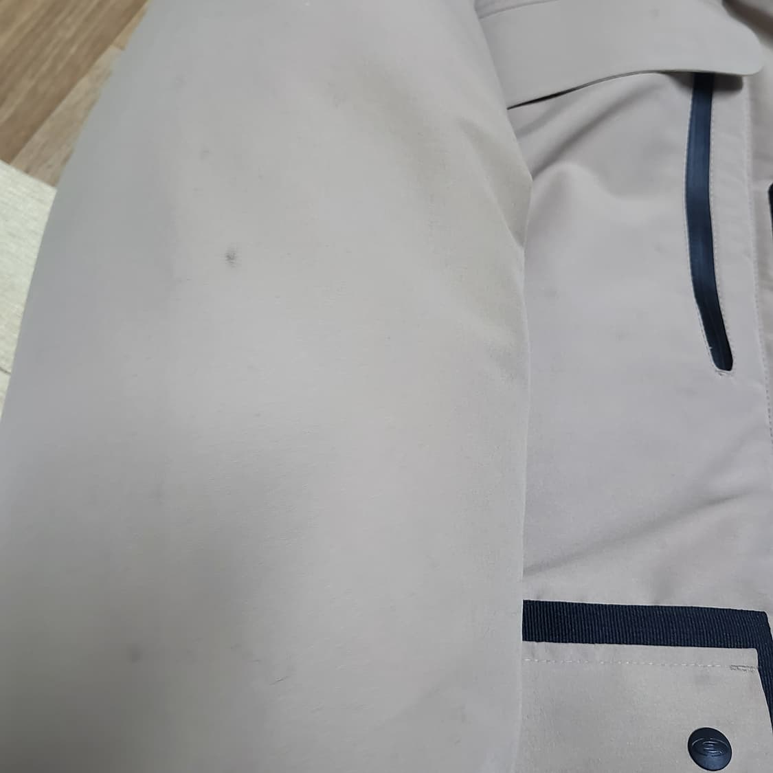 두툼한 아이더 구스다운 거위털 패딩 남자 95 마른 100 상품이미지5