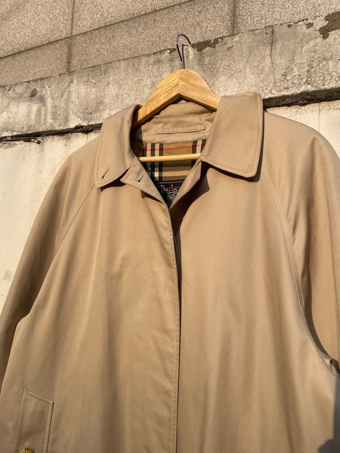 Burberrys Beige Balmacaan Coat  상품이미지2