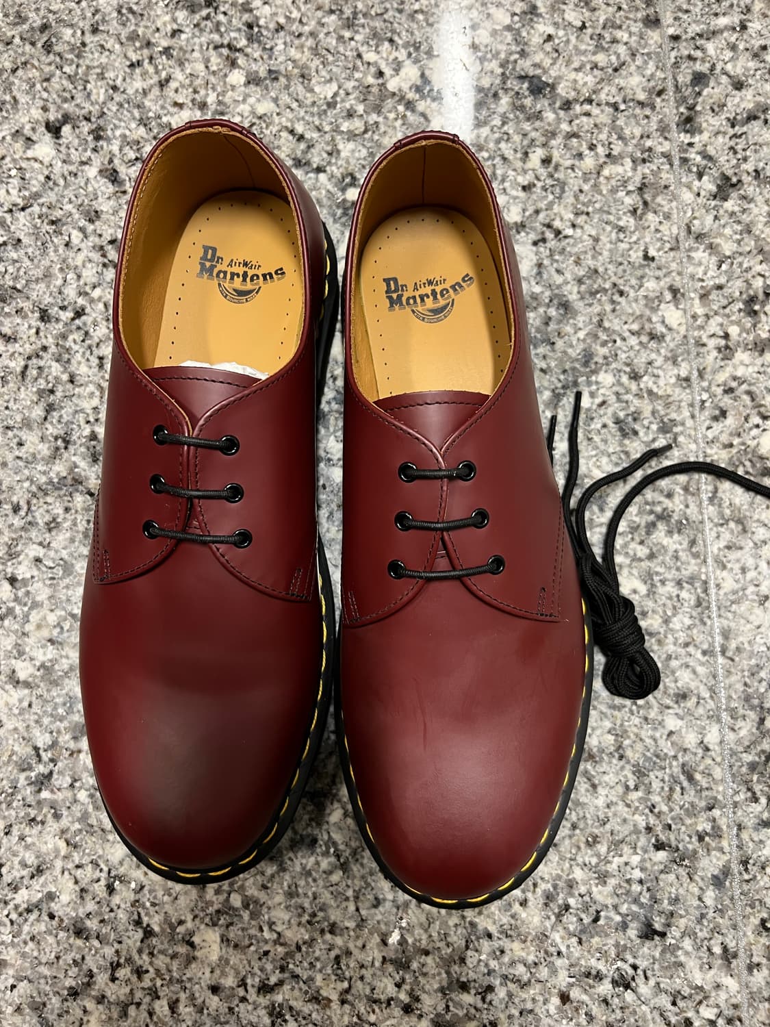 닥터마틴 1461  체리레드 UK11 (300) 상품이미지1