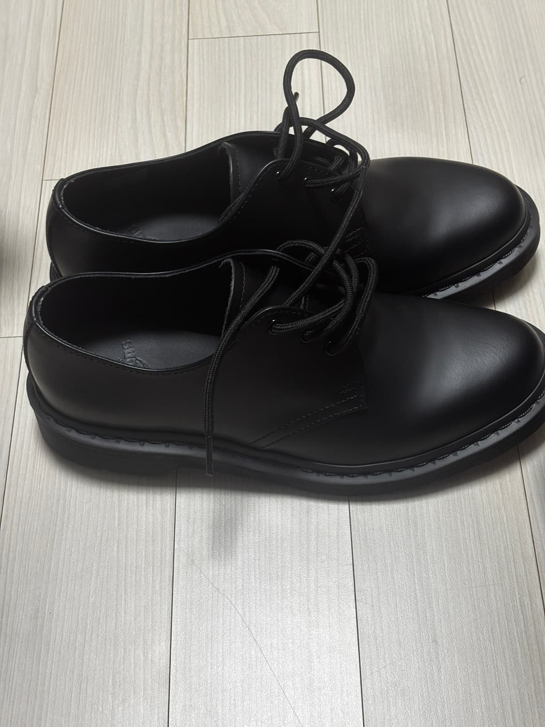 닥터마틴  1461 모노 블랙 상품이미지2