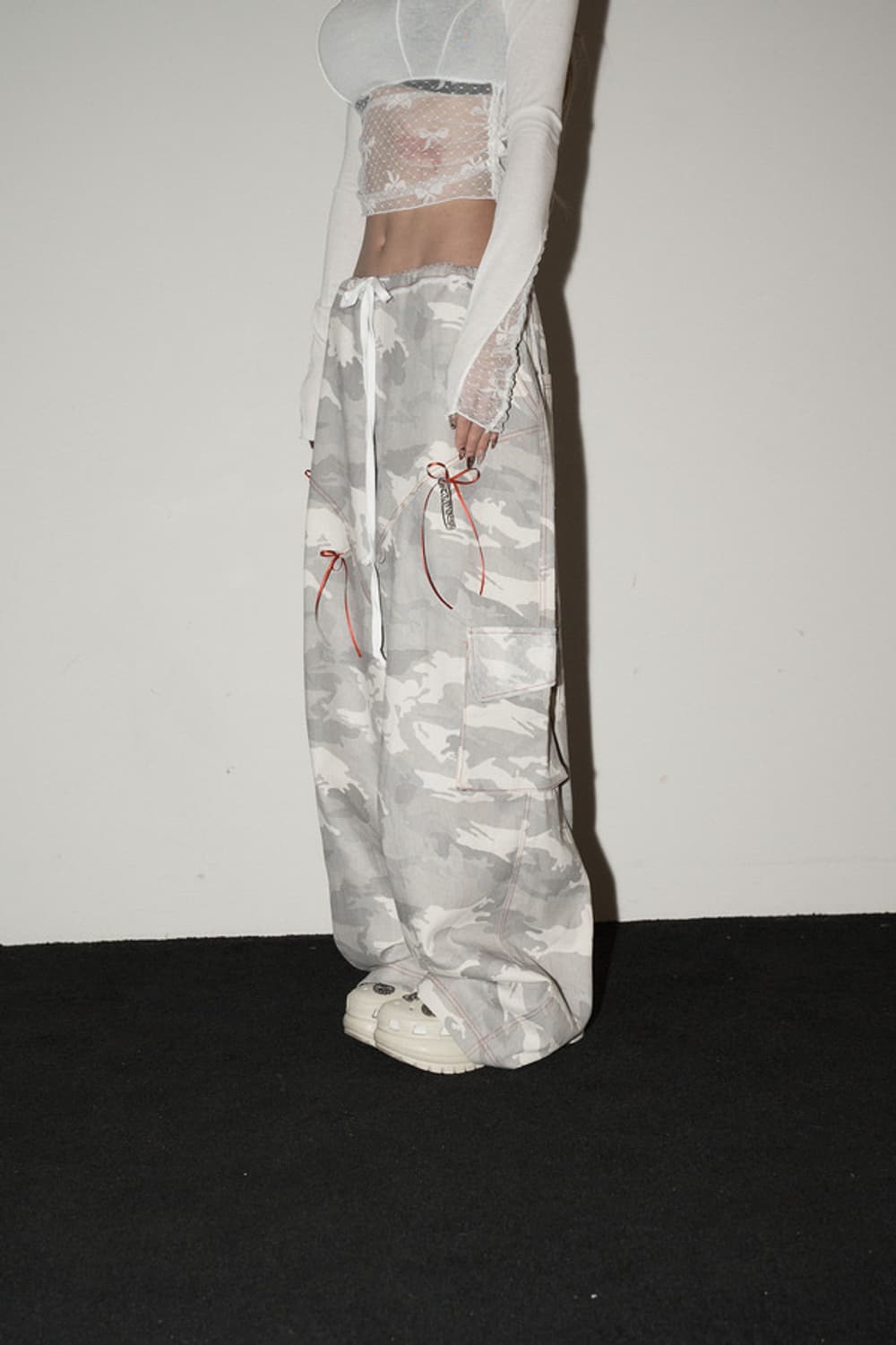 체리퀴리 CHERRYQUIRI lace cargo pants camo 상품이미지2