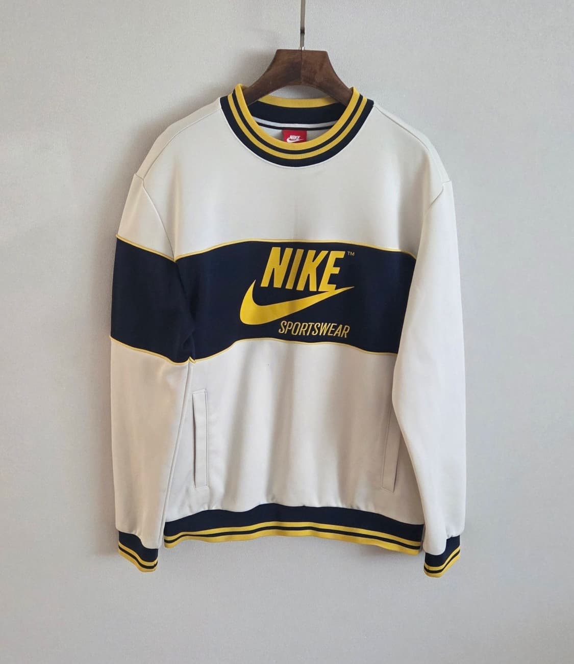 나이키 스포츠웨어 맨투맨 티셔츠 M 상품이미지1