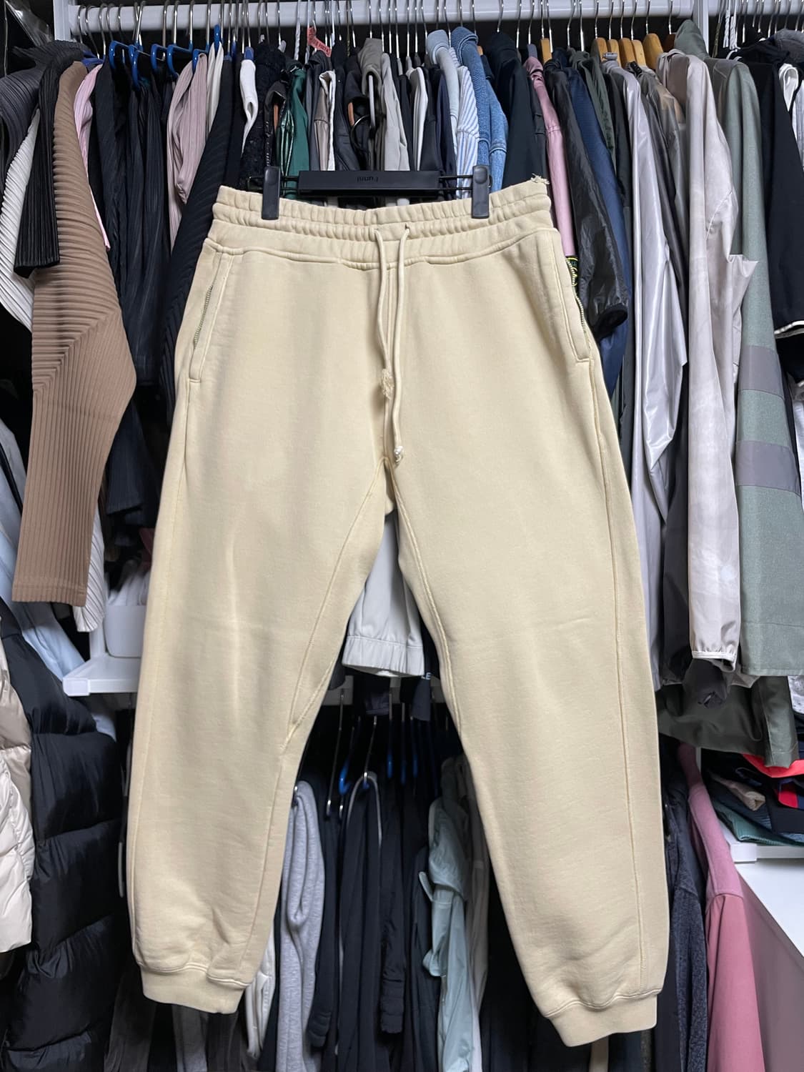 [s] 이지 시즌4  yeezy season4 이지시즌 스웻 팬츠 상품이미지1