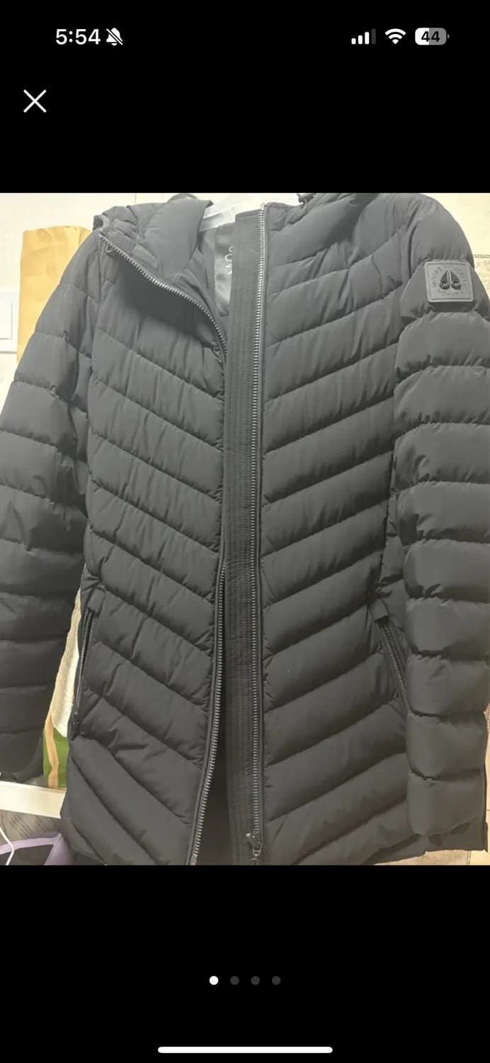 무스너클 경량패딩 정품 상품이미지1