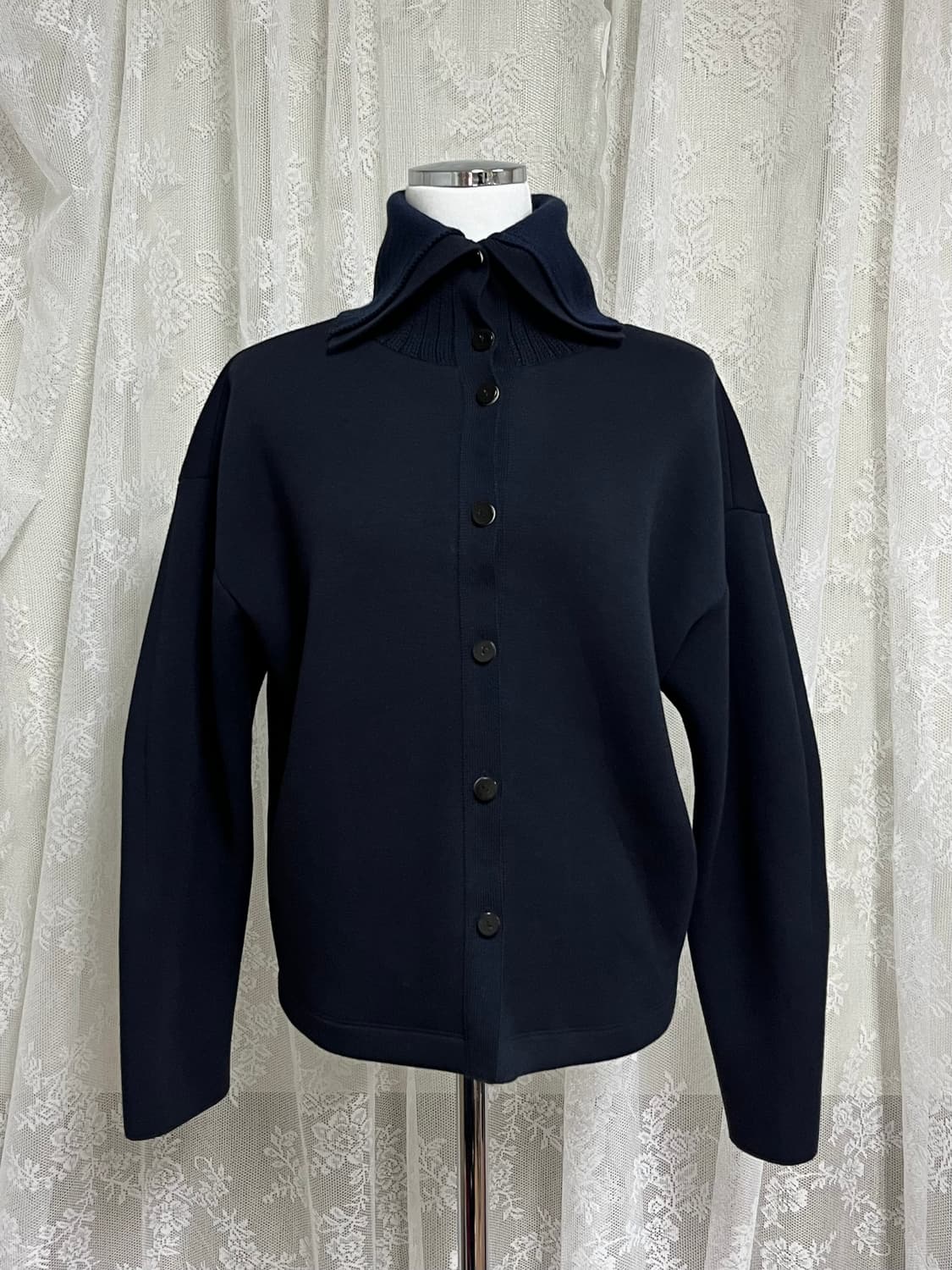 M) 구호 KUHO 하이넥 세일러 카라 가디건 네이비 상품이미지1