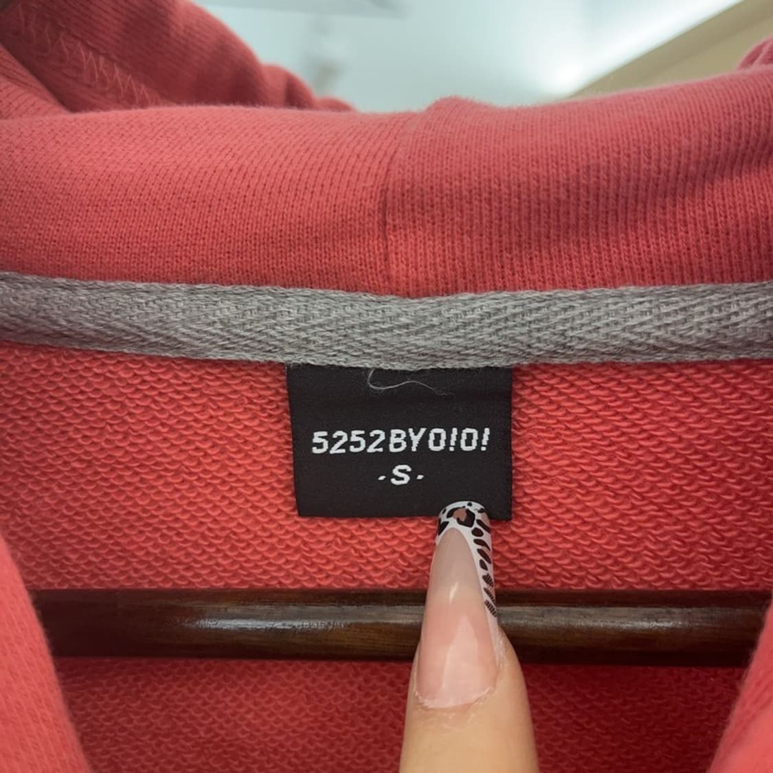 OIOI 오아이오아이 빈티지 Y2K 코랄핑크 후드티 S C08239 상품이미지4