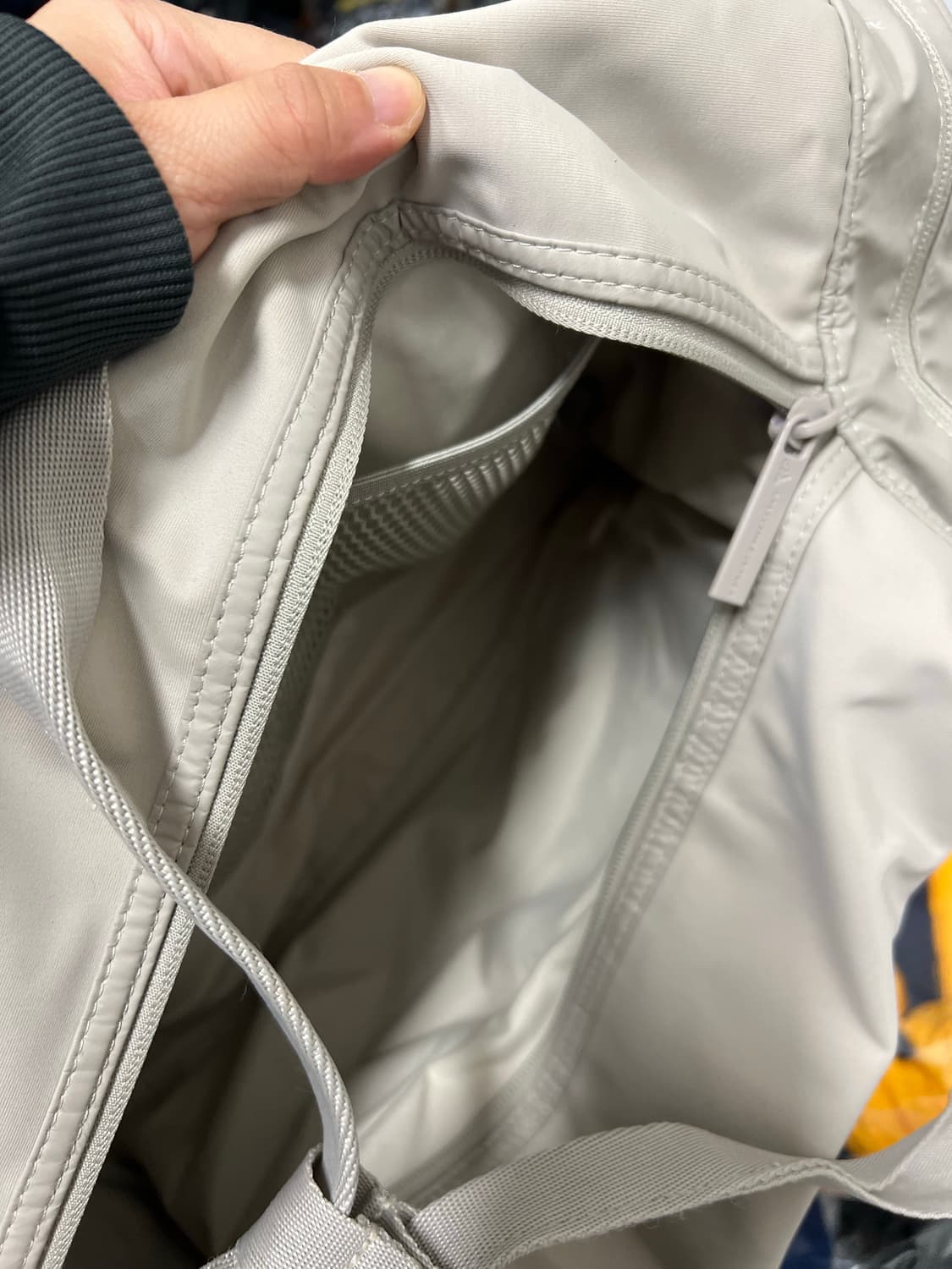 (OS) 아디다스 스텔라 멕카트니 솔리드 컬러 더플 백 상품이미지4