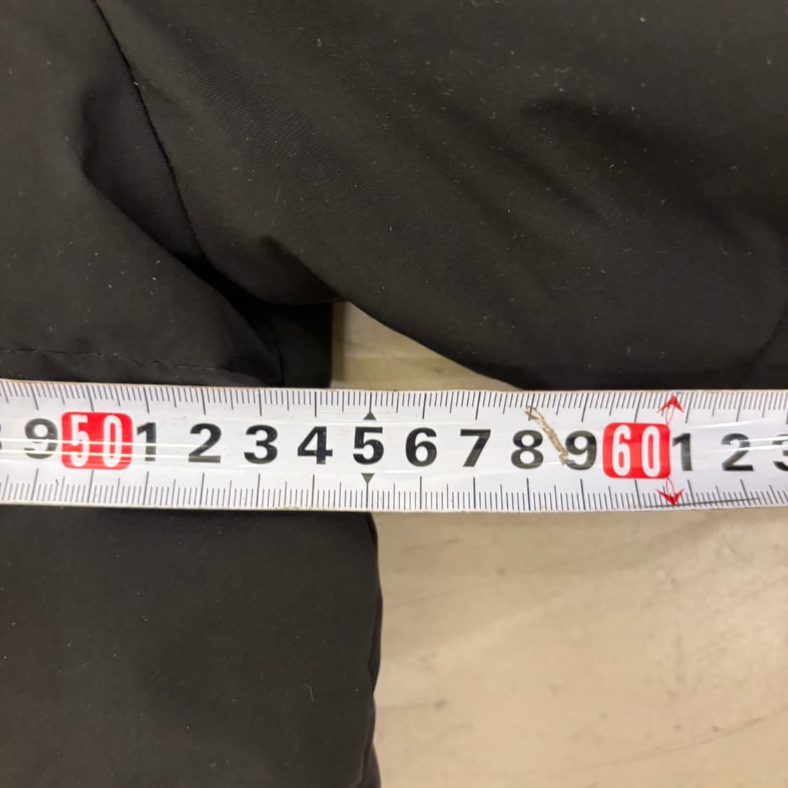 예일 스몰로고 블랙 후드 패딩 상품이미지5