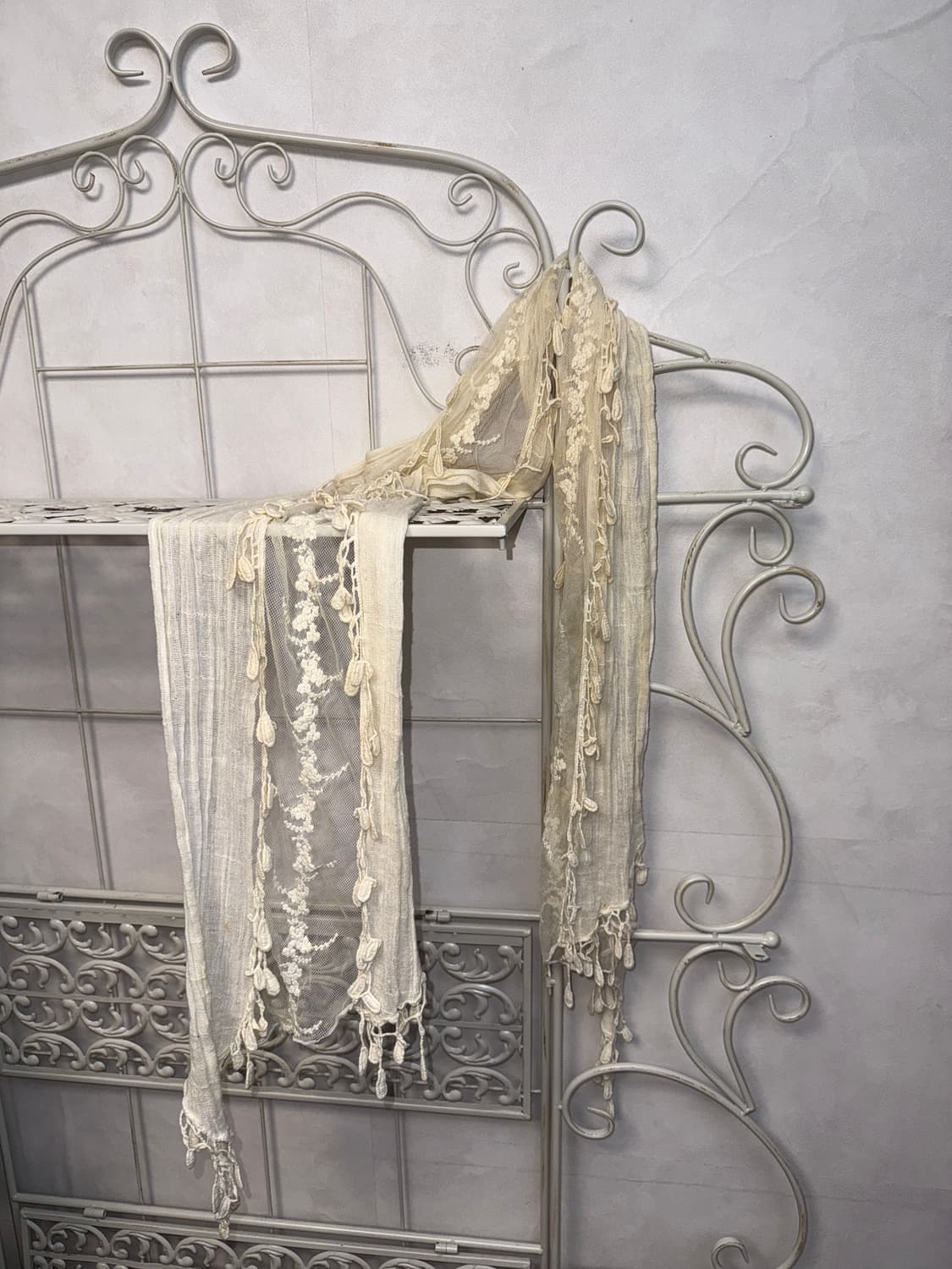 Ivory grunge floral lace scarf 상품이미지1