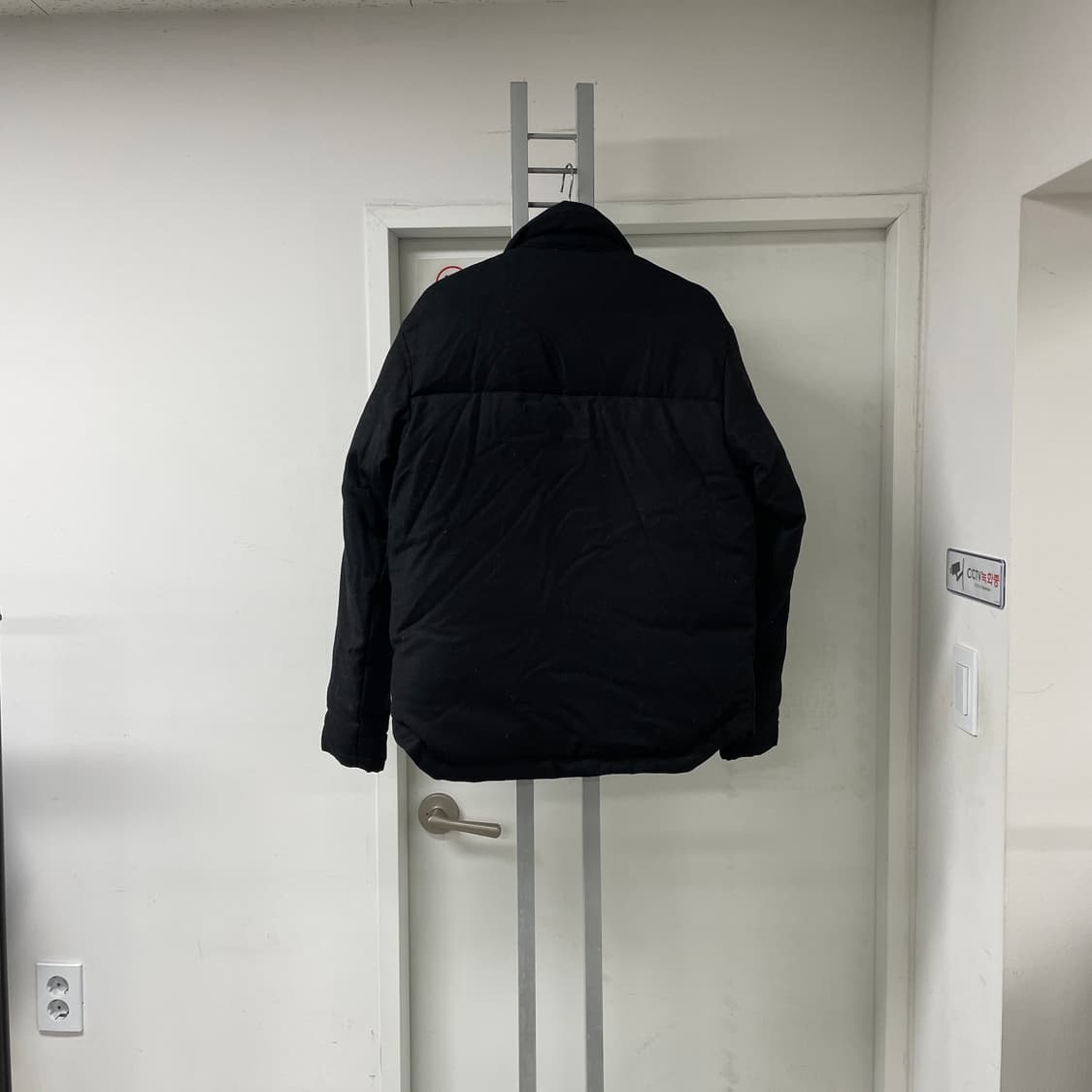 아크네스튜디오 블랙 패딩 44 상품이미지8