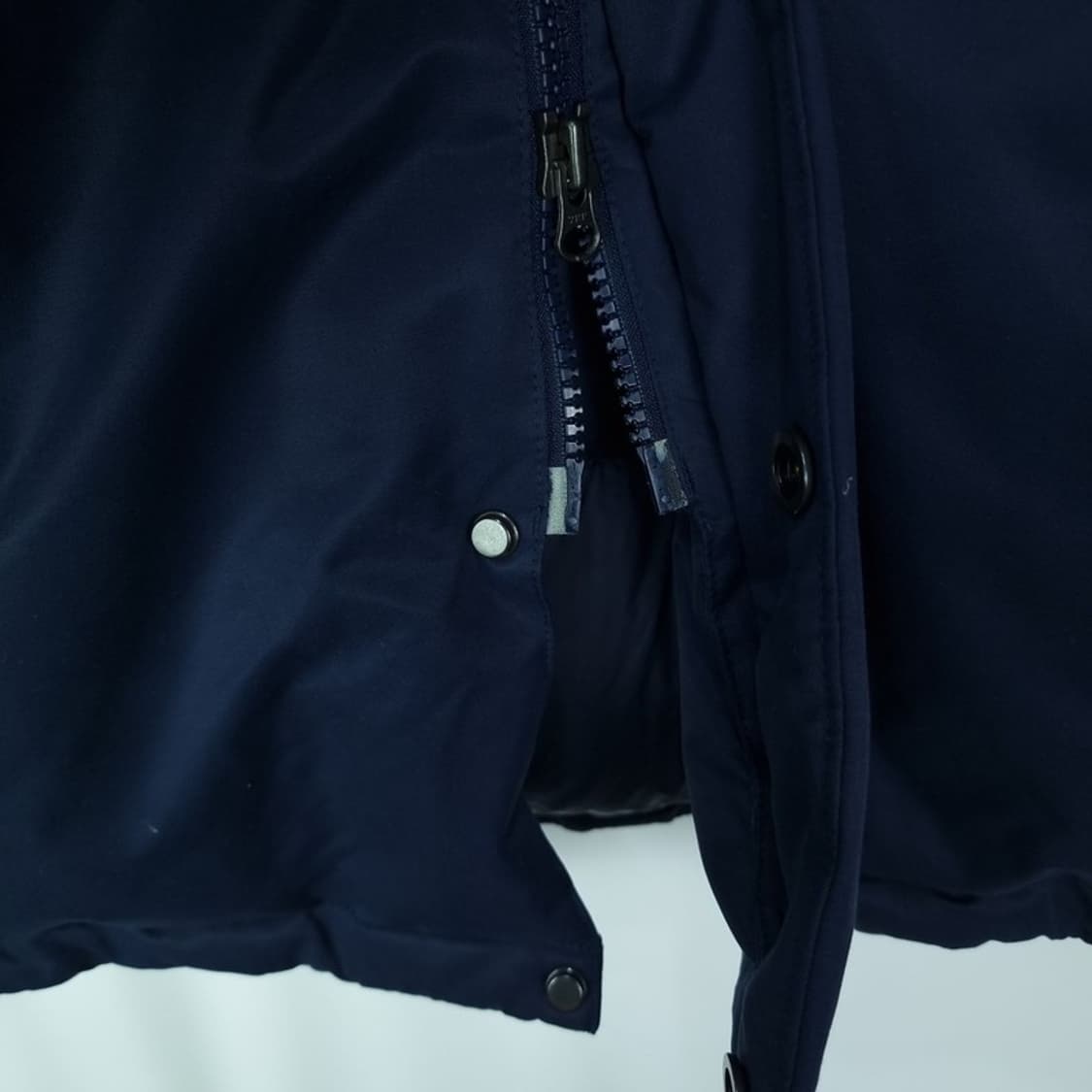 [노스페이스] 거위털 구스다운 후드 야상 패딩 네이비 M17978 상품이미지6