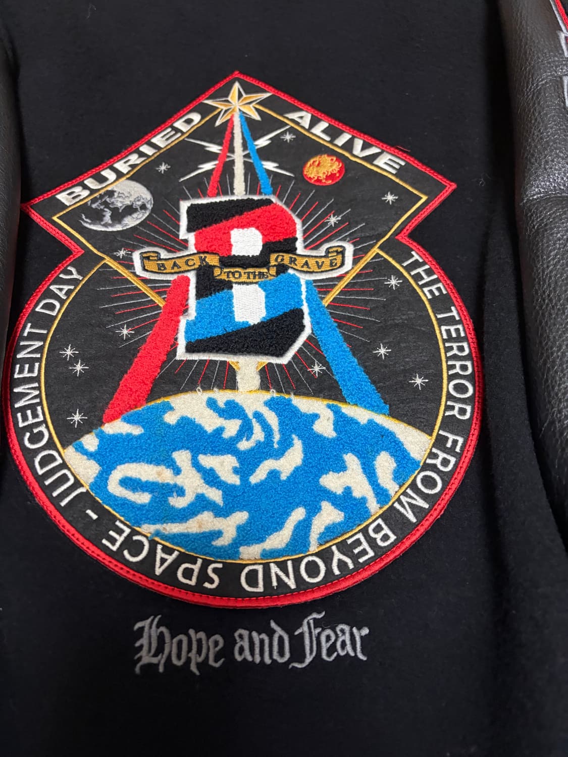 베리드 얼라이브 리얼레더 바시티자켓 상품이미지4