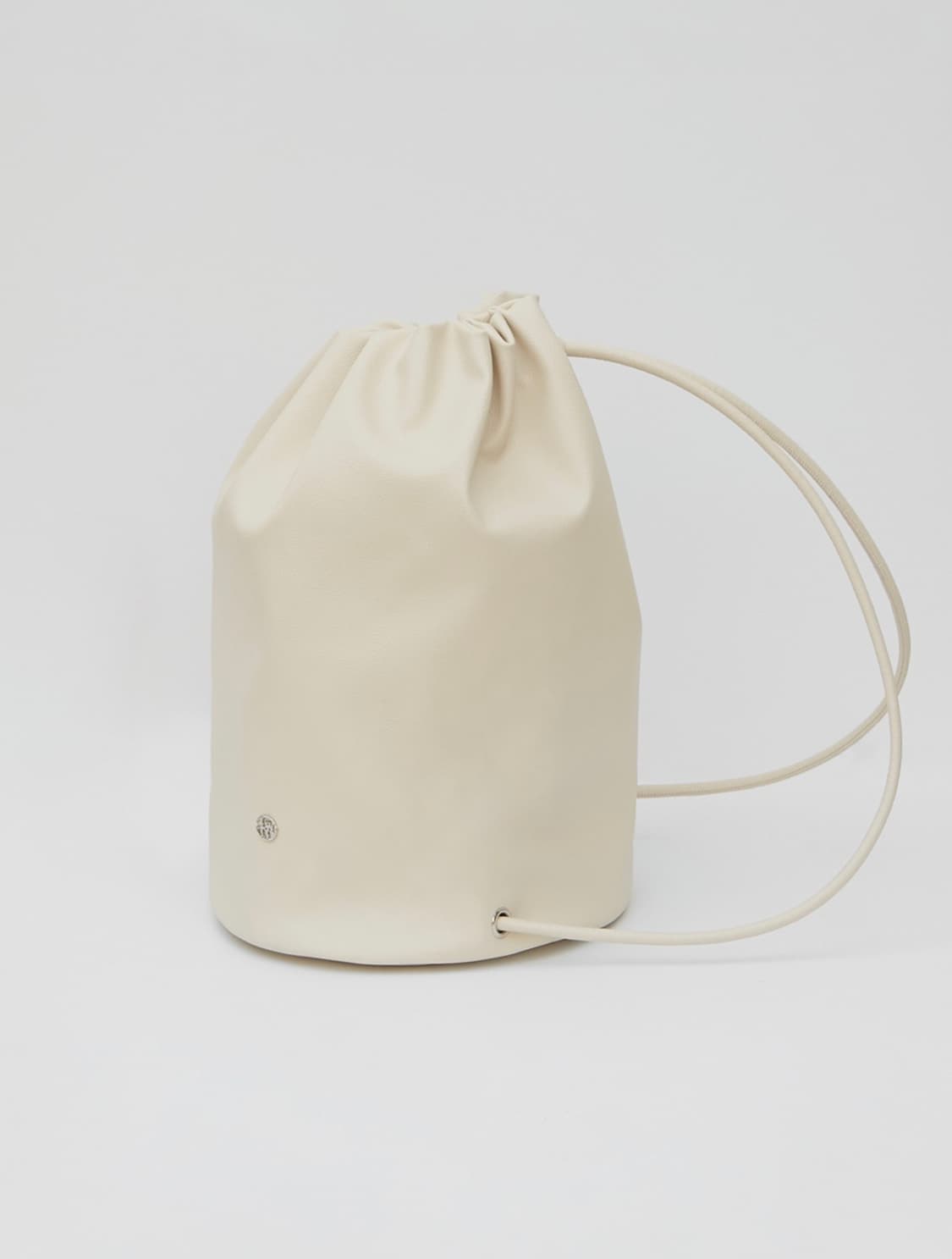 새상품) 로우타이드 가방 CYLINDER BAG 아이보리 상품이미지6