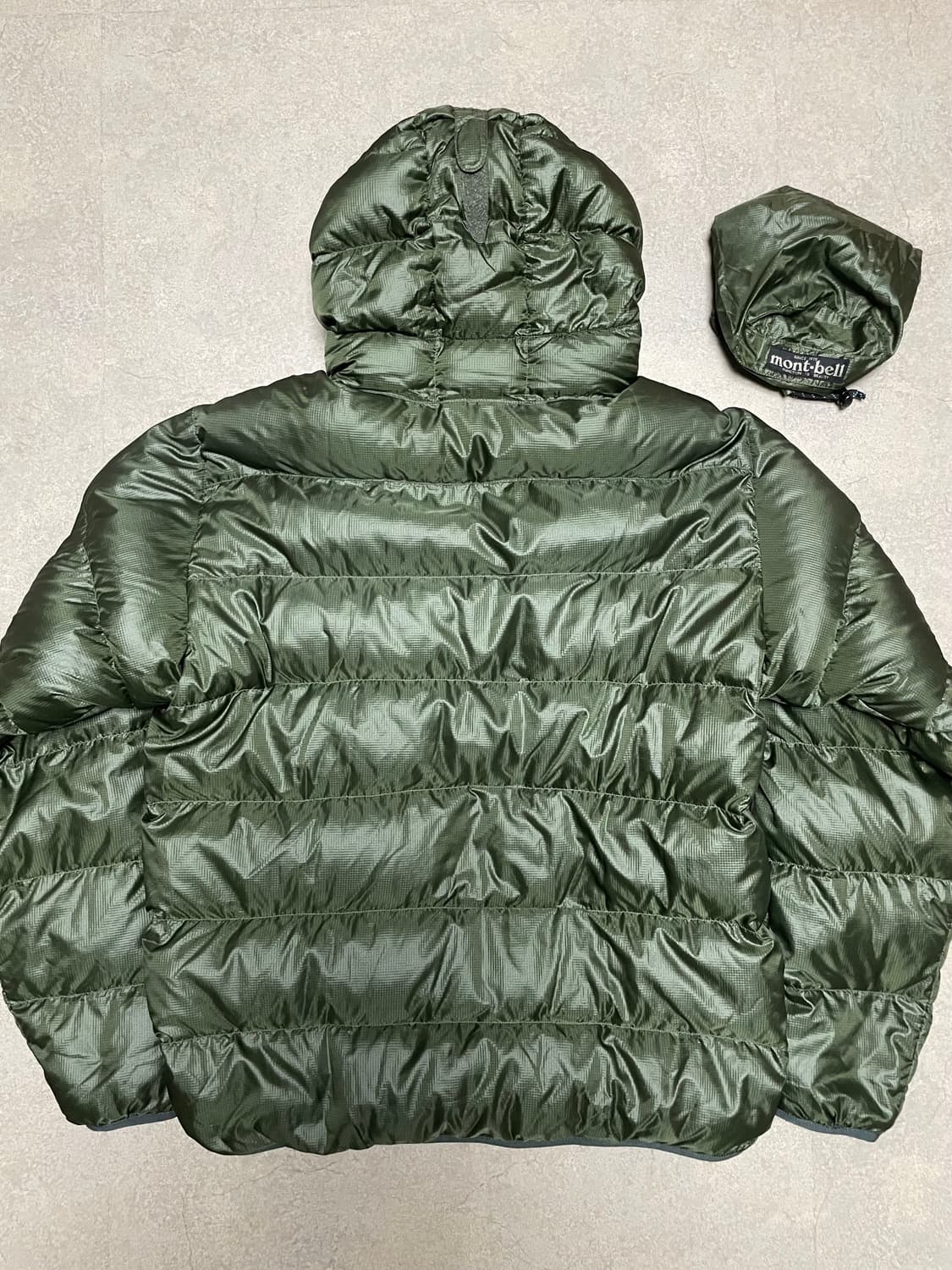 빈티지 재팬 몽벨 라이트 알파인 올리브 그린 경량패딩 800 상품이미지3