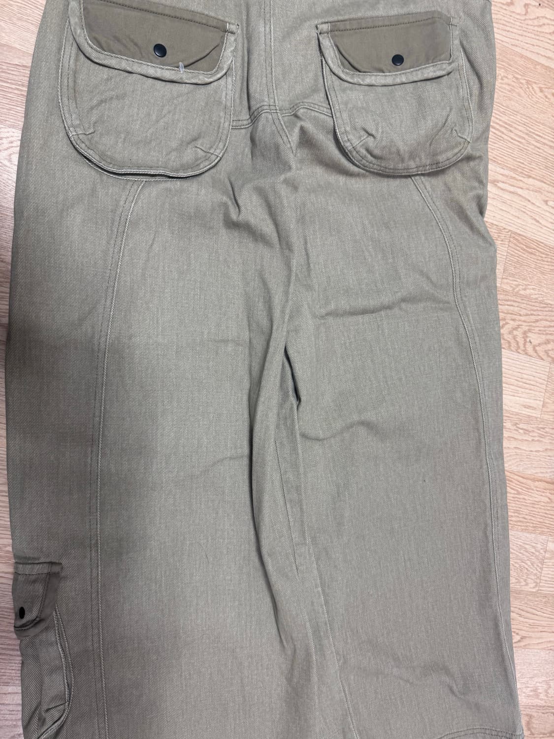 더콜디스모먼트 멀티 카고 팬츠 상품이미지3