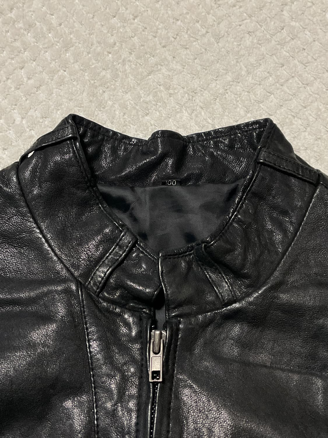 광희시장 웨스턴 무드 램스킨 양가죽 절개 포켓 레더 자켓 상품이미지4