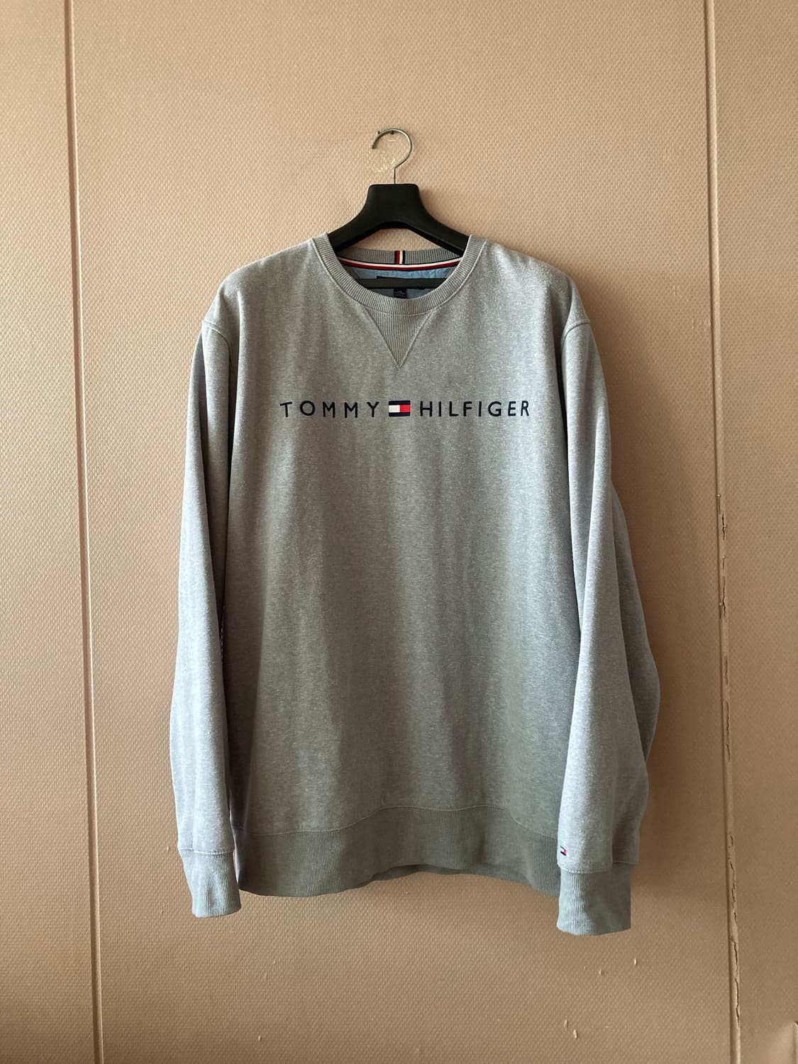 타미힐피거 맨투맨 그레이 정품 프리사이즈  상품이미지1