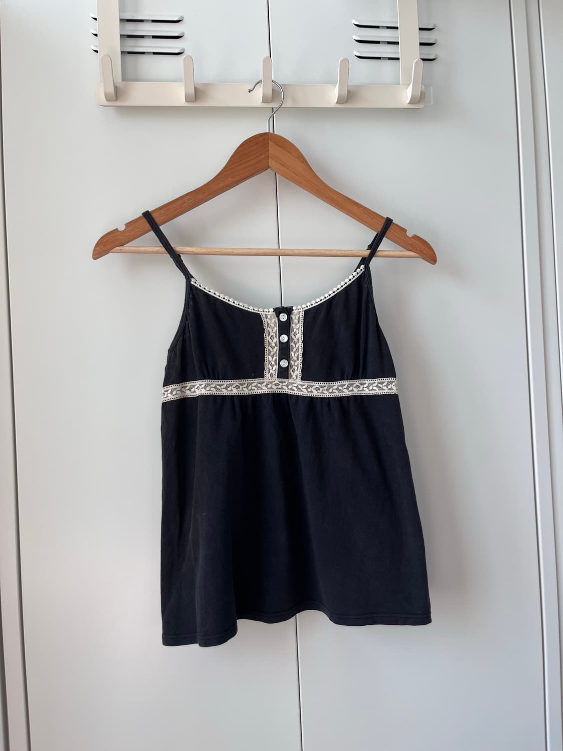 Vintage 레이스 버튼 블랙 슬리브리스 상품이미지3