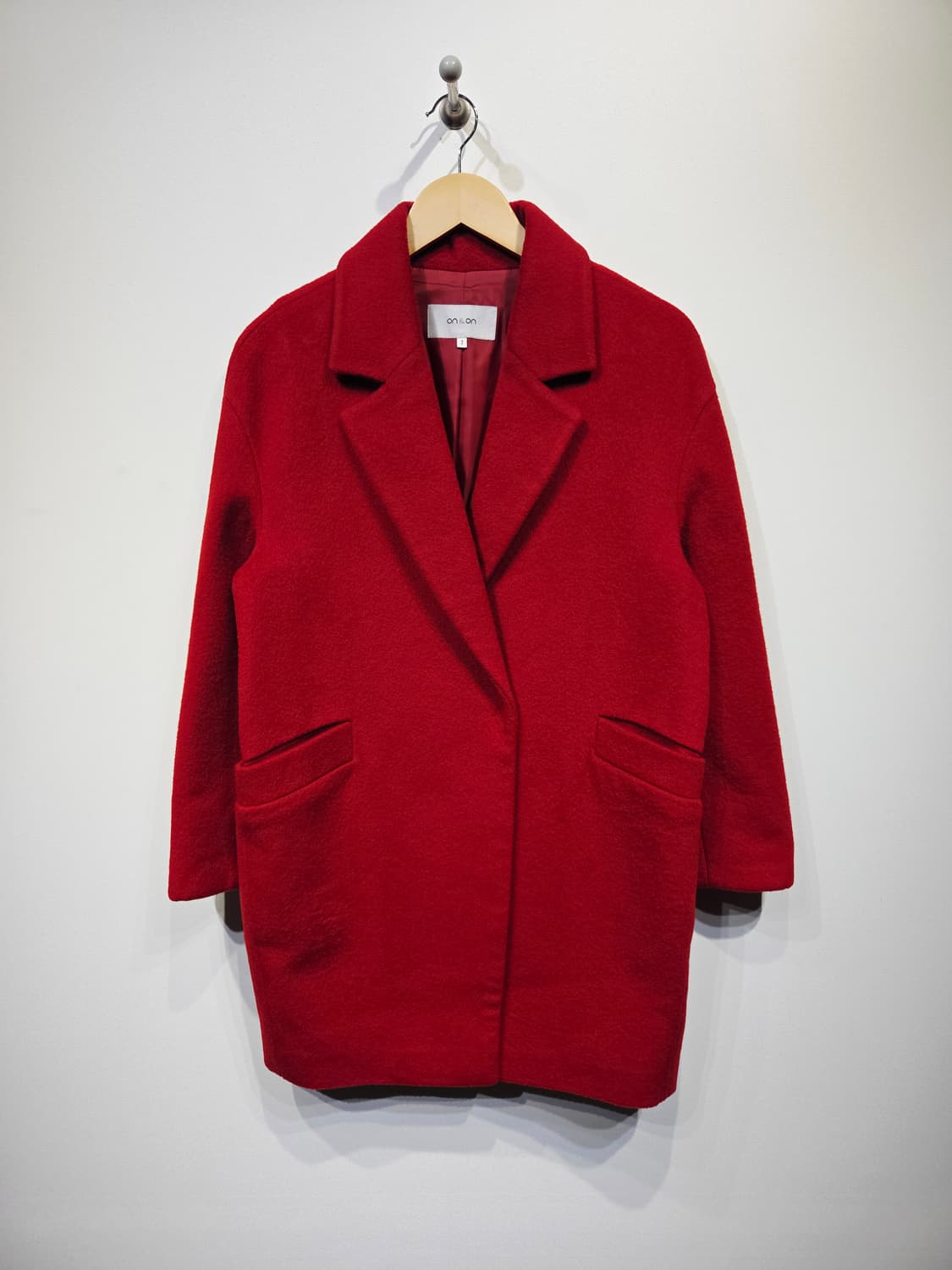 on&on 온앤온 레드 울 코트 상품이미지2
