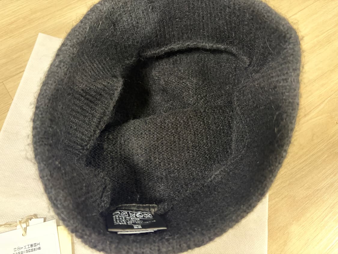 폴리테루 니트 비니 홀 가먼츠 블랙 상품이미지4